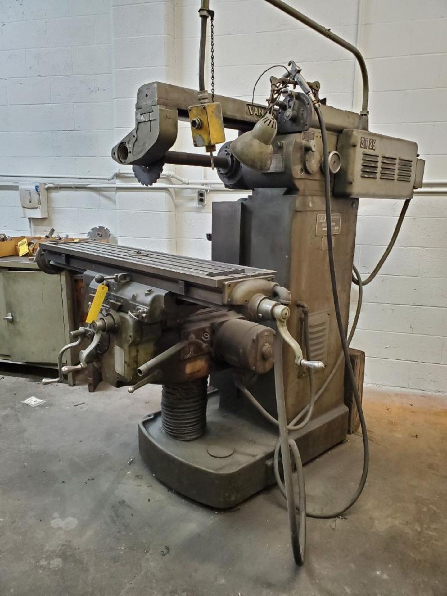 Van Norman Horizontal Milling Machine, Model 2R7.5, S/N 3125-566, 56" X 12" Table, Knee Bed, 20-800 - Image 2 of 9