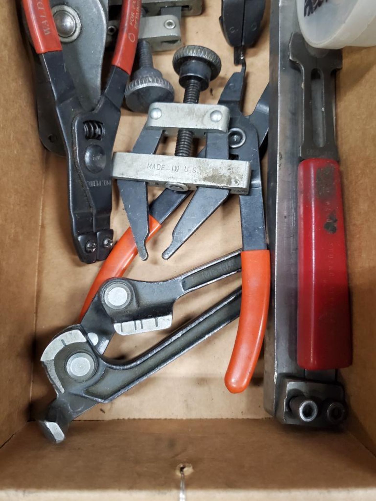 Box of Chain Repair Wrenches, Chain, & Clamp Fixtures - Image 5 of 6