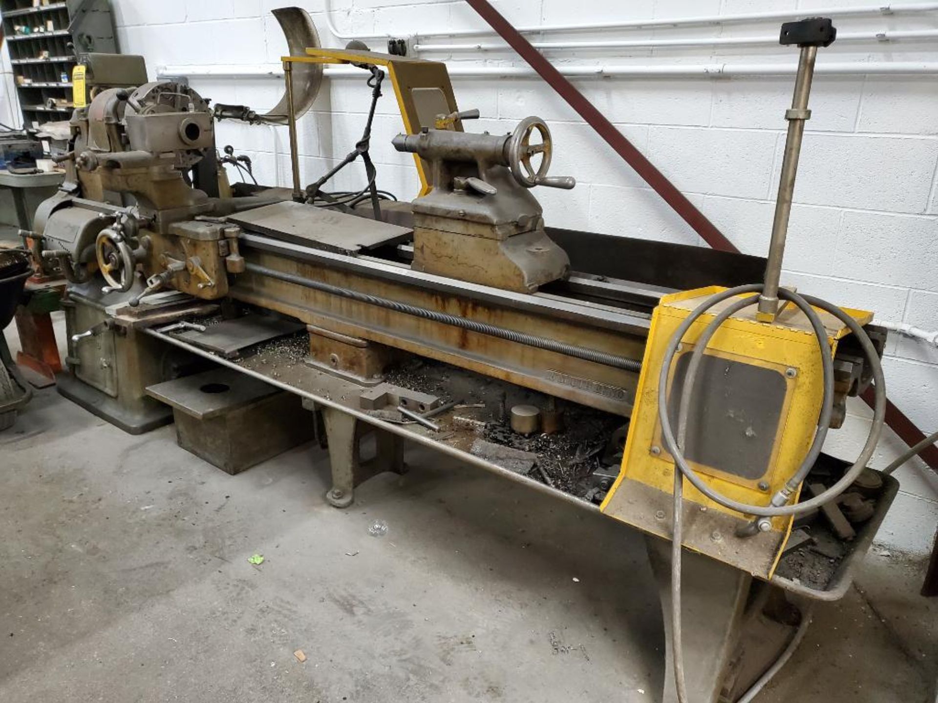 South Bend Horizontal Engine Lathe, 8' Gap Bed, 12" 3-Jaw Chuck, Tailstock, Cross Slide, Toolpost w/ - Image 2 of 11