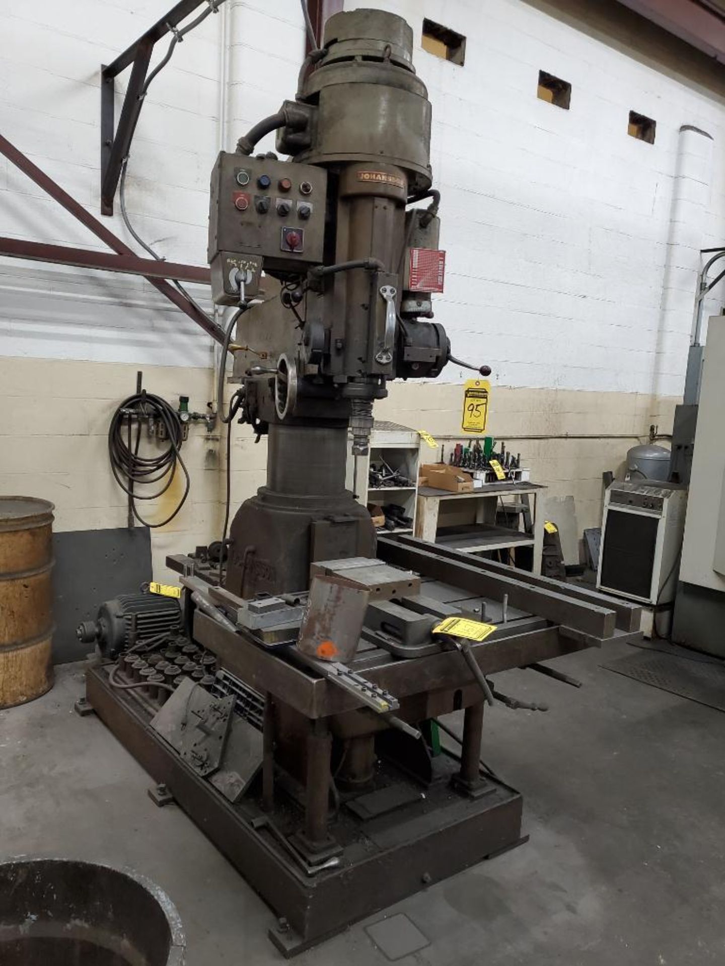 Johansson Radial Arm Drill, 67" Traverse Arm, 45" X 22" Knee Bed Front Table, 24" X 24" X 20" Angle - Image 2 of 14