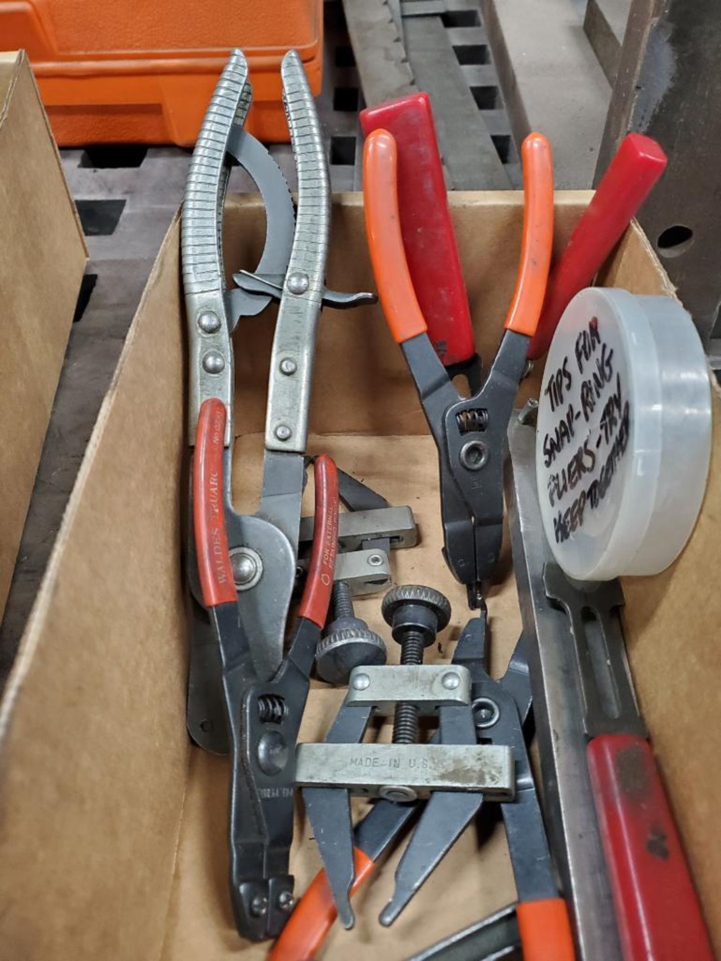 Box of Chain Repair Wrenches, Chain, & Clamp Fixtures - Image 4 of 6