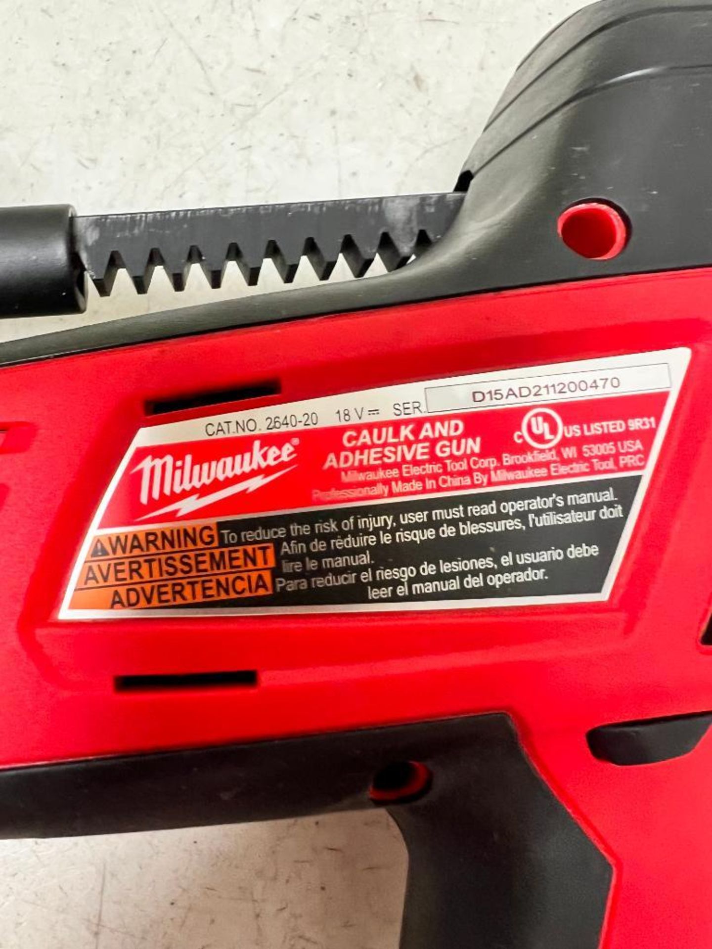 Milwaukee 18 Volt Cordless Caulk & Adhesive Gun, S/N D15AD211200470, w/ Charger (No Battery) - Image 4 of 5