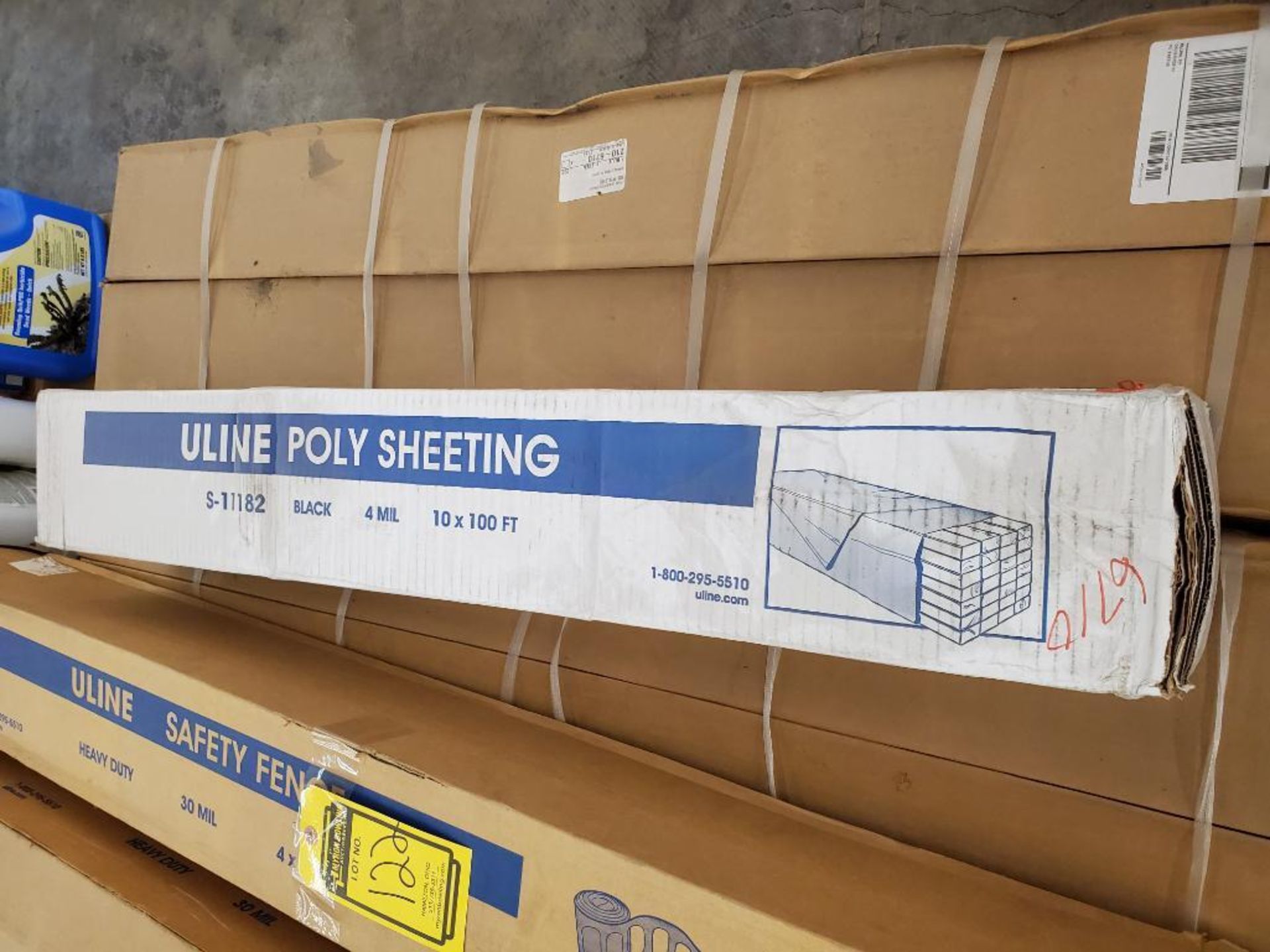 Pallet of Uline Safety Fence Poly Sheeting ($15 Loading fee will be added to buyers invoice) - Bild 3 aus 5