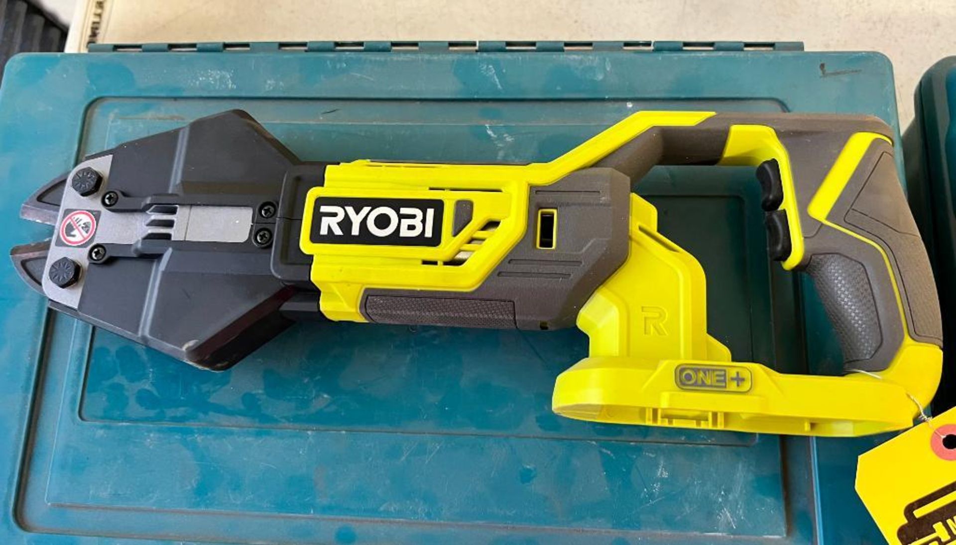 Ryobi 18 Volt Cordless Bolt Cutter, Model P592, S/N CS18345D180115 (No Battery) - Bild 2 aus 5