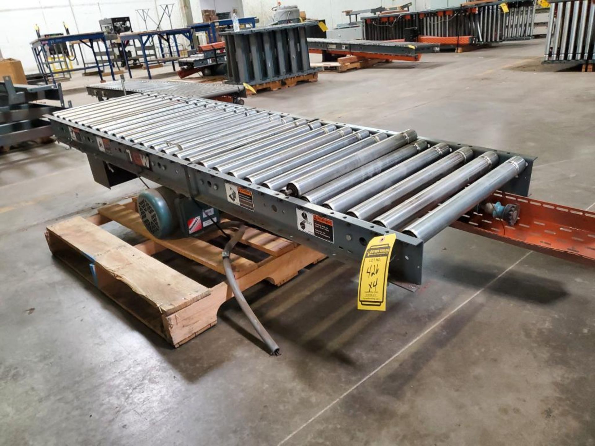 (4x) TGW Motor Conveyor, 21-1/2" Rollers ($25 Loading fee will be added to buyers invoice) - Image 2 of 4