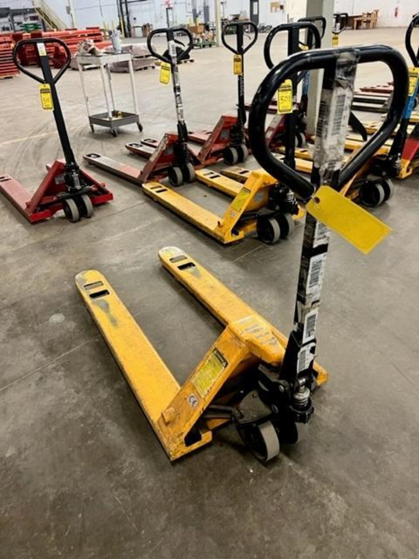 Uline 5,500 LB. Pallet Jack ($10 Loading fee will be added to buyers invoice)