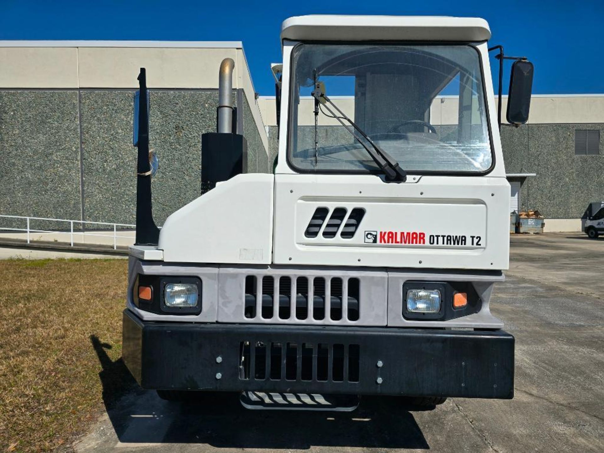 2017 Kalmar Ottawa T2 Spotter Truck, Dual Tires, 5th Wheel, Allison Automatic Transmission, Hydrauli - Bild 3 aus 11