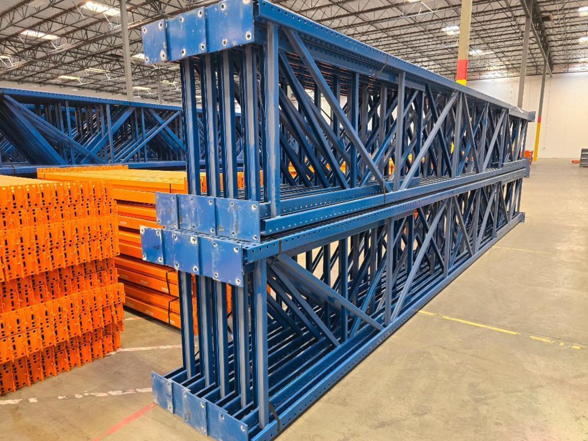 (20X) 42" X 26' Teardrop Pallet Rack Uprights, 3" X 3" Columns, Welded, 10" X 10" Seismic Foot Plate - Image 7 of 12