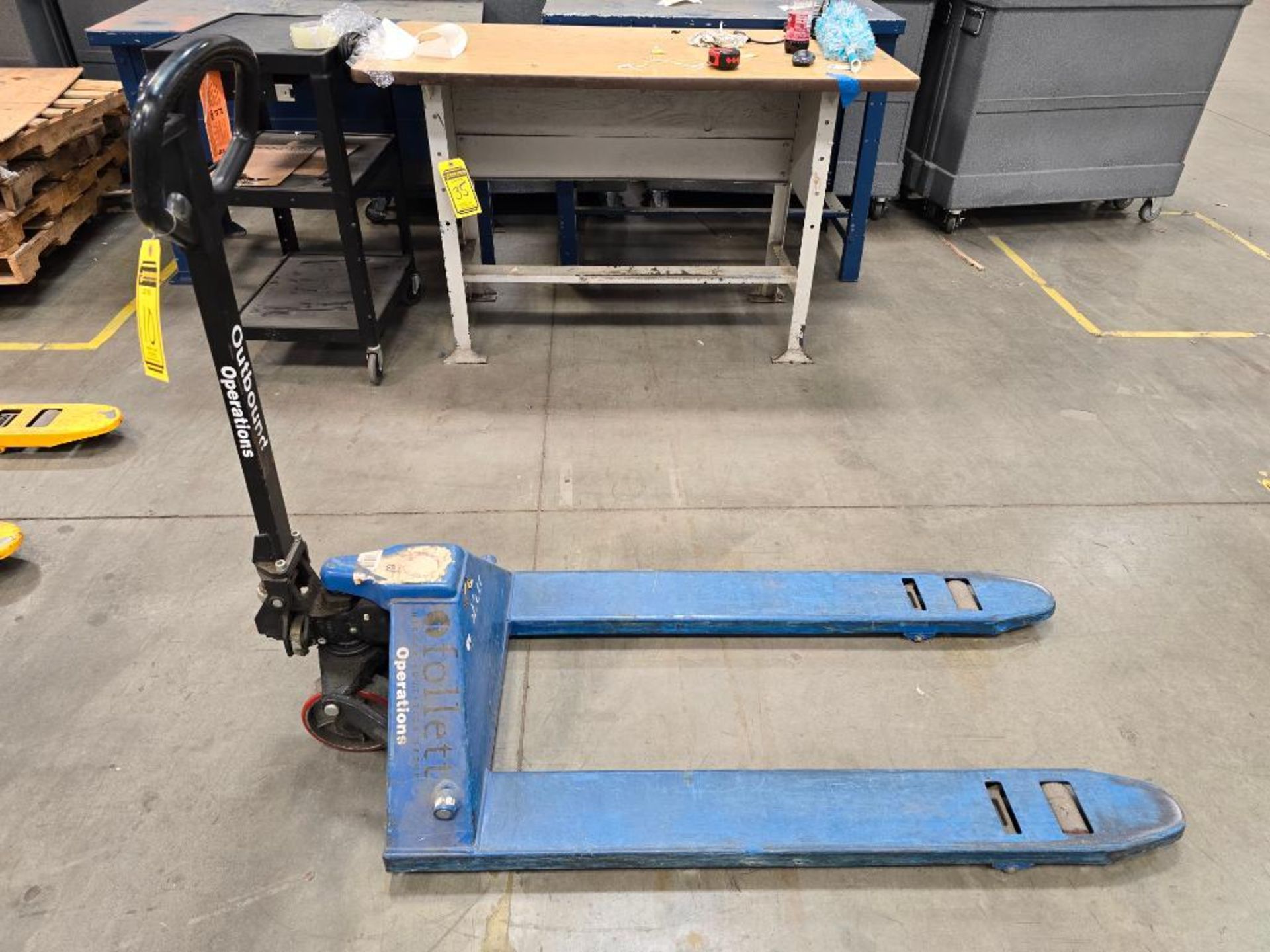 5,500 LB. Hydraulic Pallet Jack ($10 Loading Fee Will Be Added To Buyer's Invoice)
