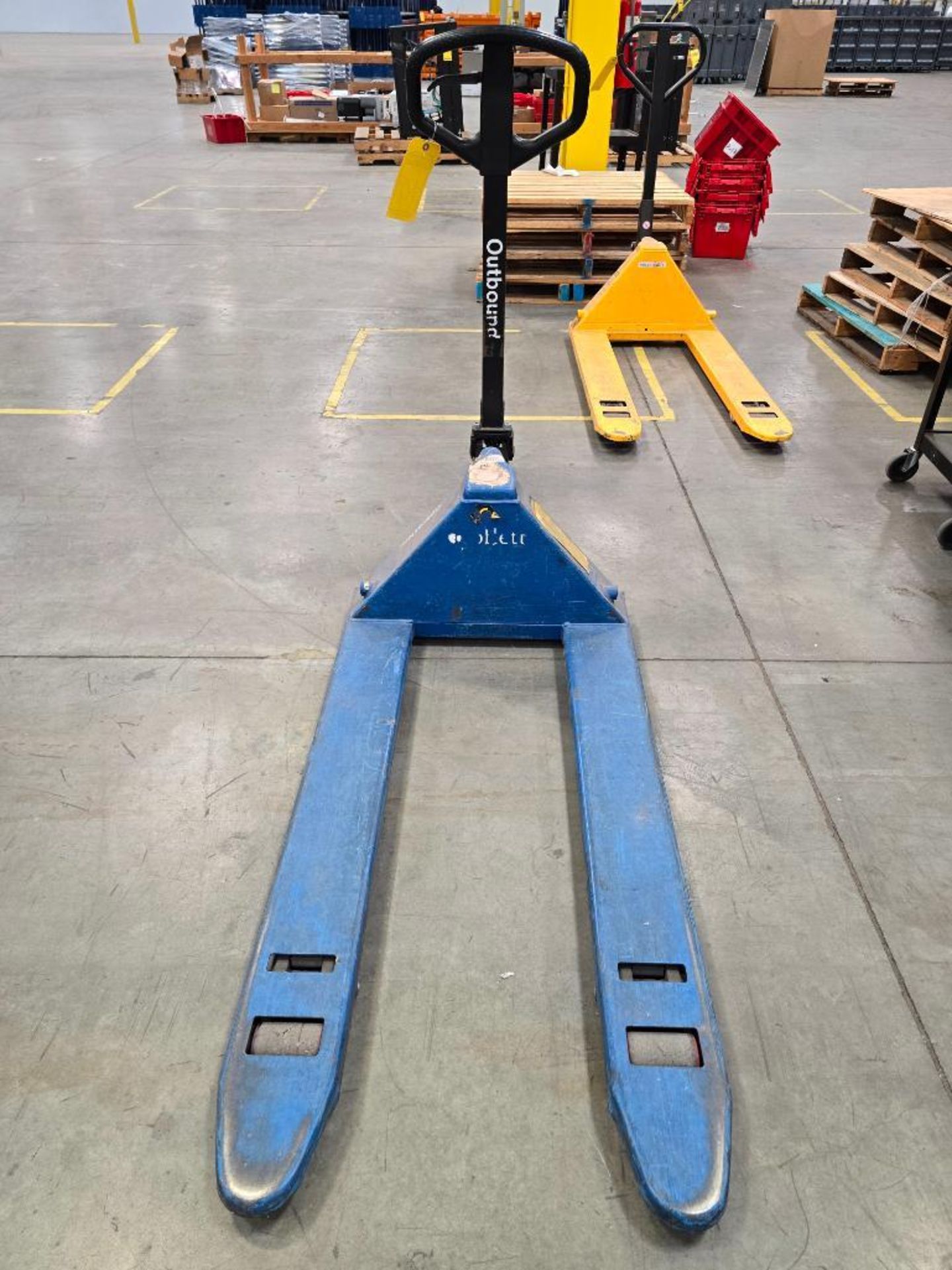 5,500 LB. Hydraulic Pallet Jack ($10 Loading Fee Will Be Added To Buyer's Invoice) - Image 2 of 4