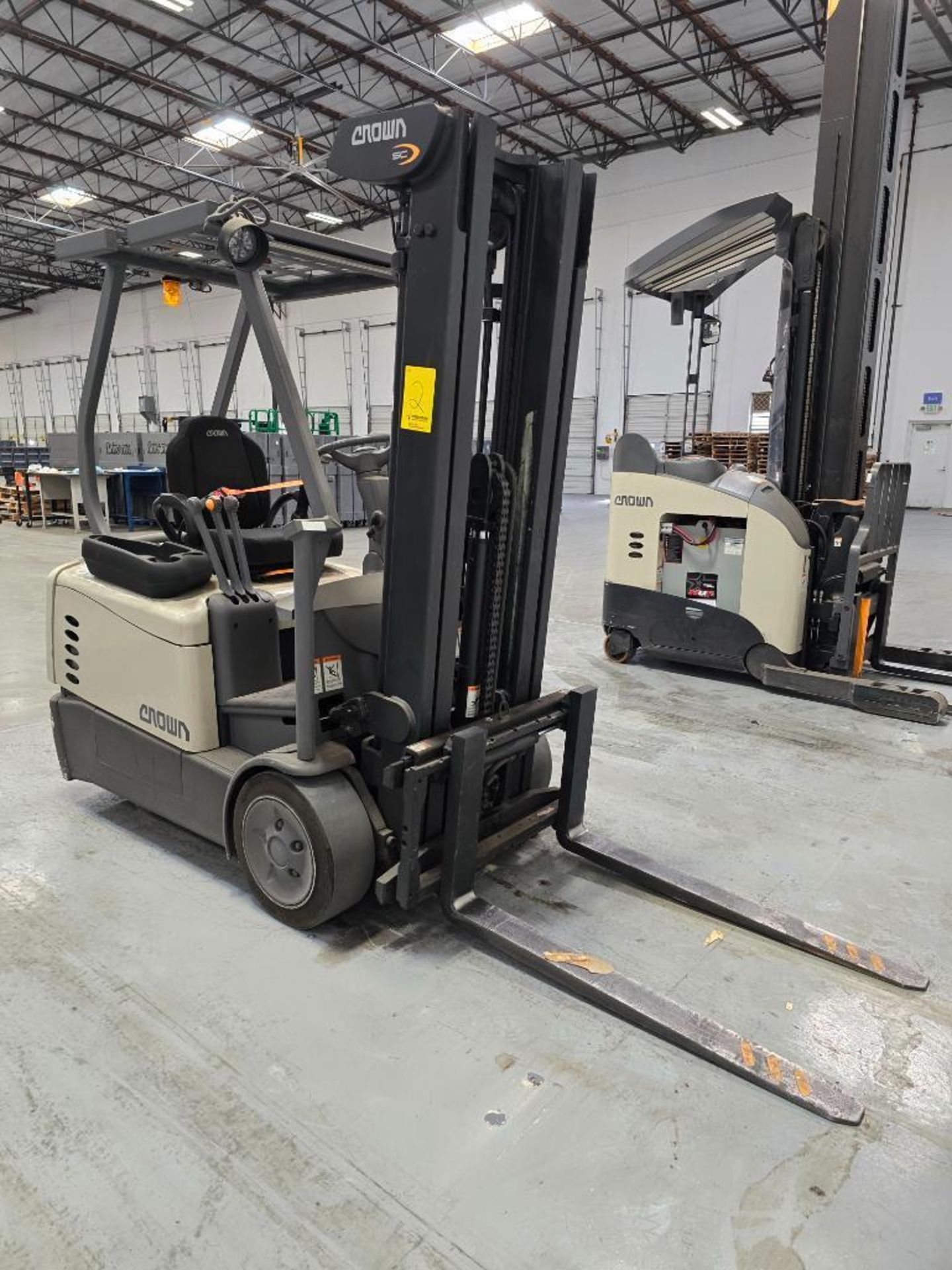 2011 Crown 2,850-LB. Capacity 3-Wheel Electric Forklift, Model: SC 5200 Series, S/N: 9A189853. 190" - Image 3 of 15