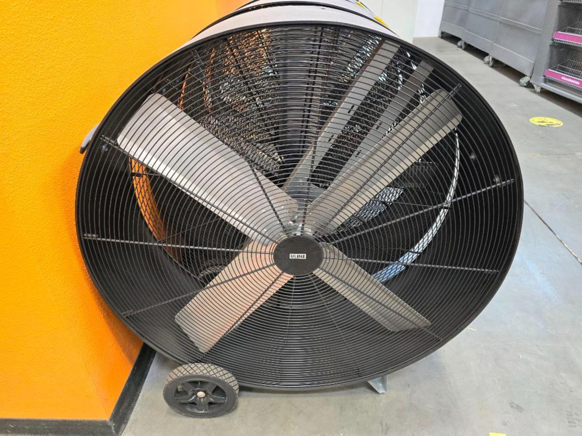 U-Line 42" Floor Barrel Fan ($10 Loading Fee Will Be Added To Buyer's Invoice)