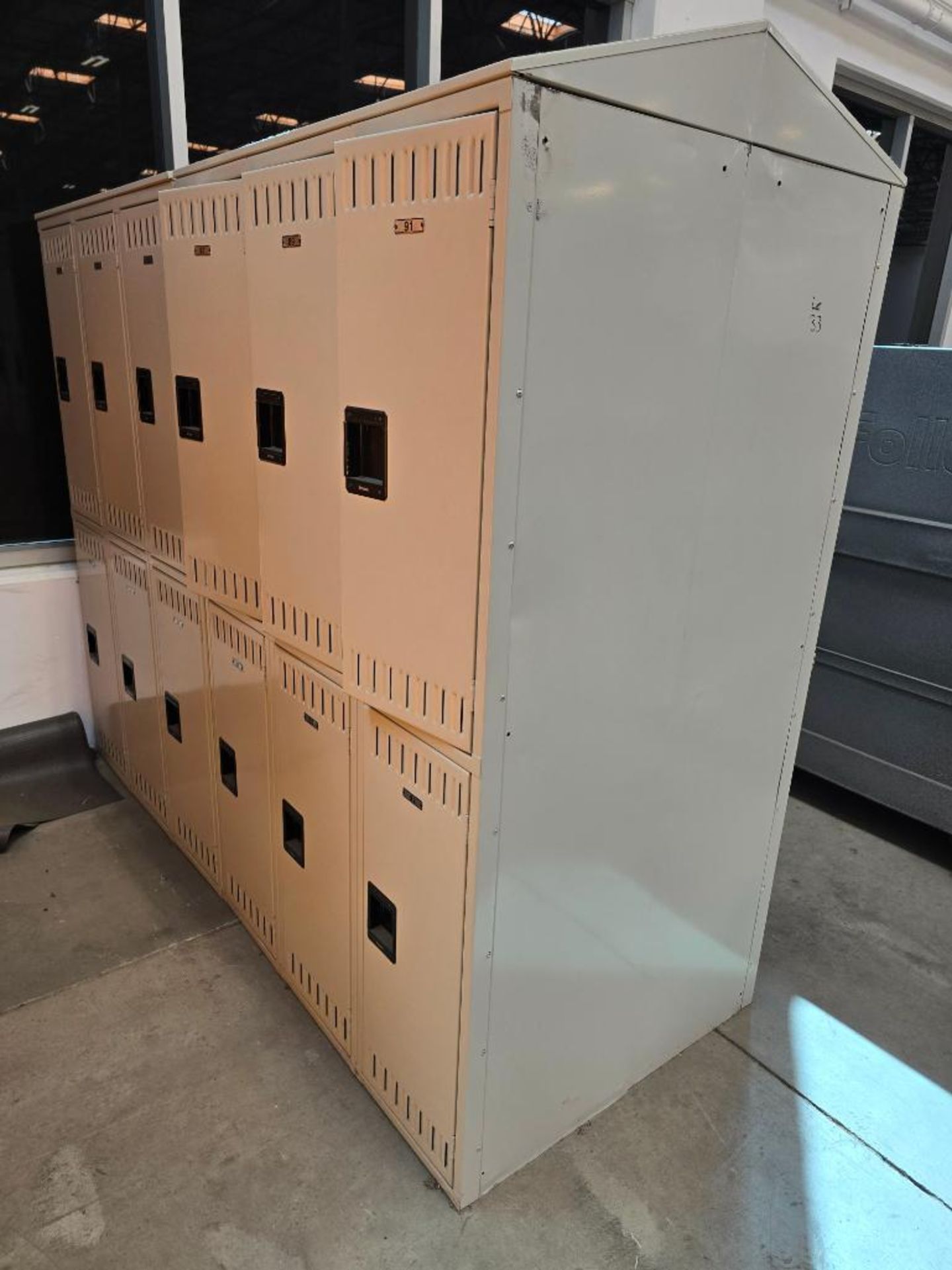 (24) Bank Tennsco Employee Locker System ($100 Loading Fee Will Be Added To Buyer's Invoice)