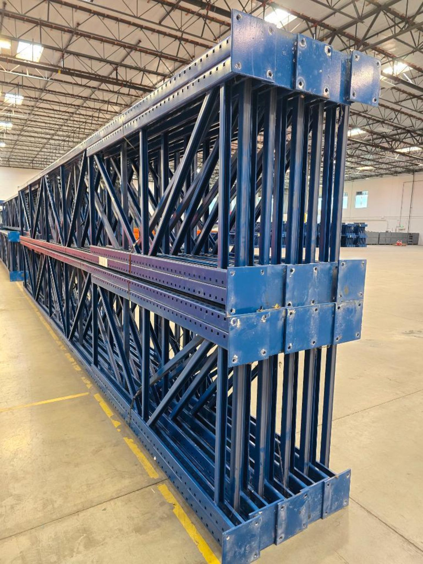 (20X) 42" X 26' Teardrop Pallet Rack Uprights, 3" X 3" Columns, Welded, 10" X 10" Seismic Foot Plate - Image 7 of 10