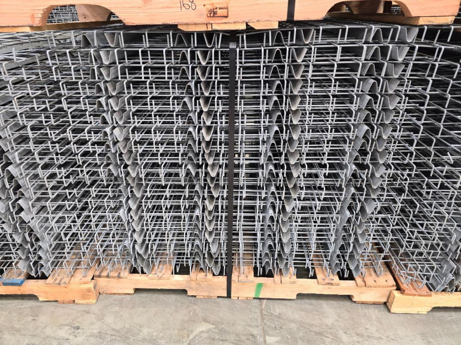 (120x) 38" Deep X 46" Wide Inside Waterfall Wire Decks (For 42" Deep Uprights) ($50 Loading Fee Will - Image 4 of 7