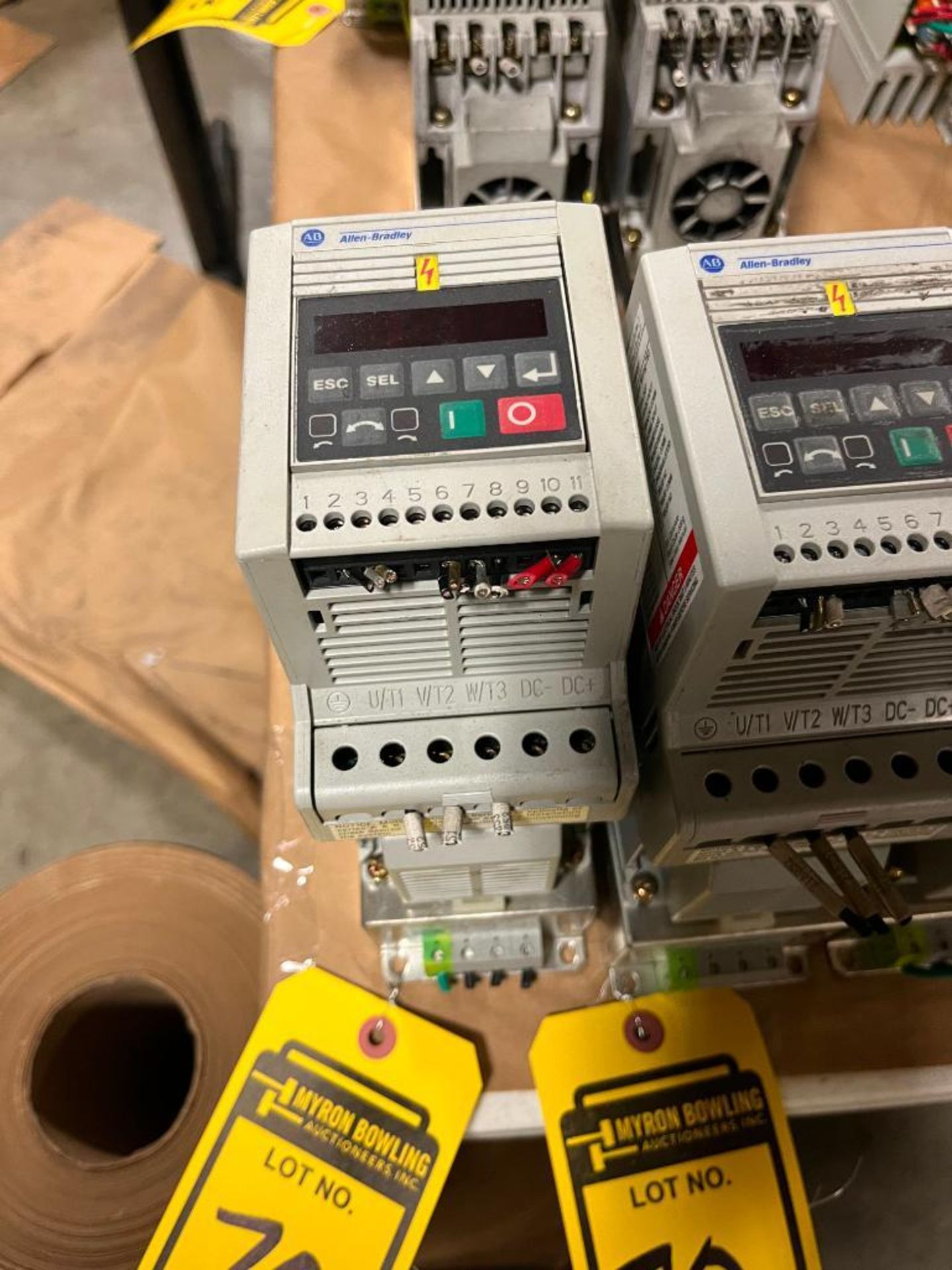 (3x) Allen-Bradley Speed Controller Analog, Catalog Number 160-BA04NSF1P1, Series B, 460 Volt, 3-Pha - Image 2 of 4