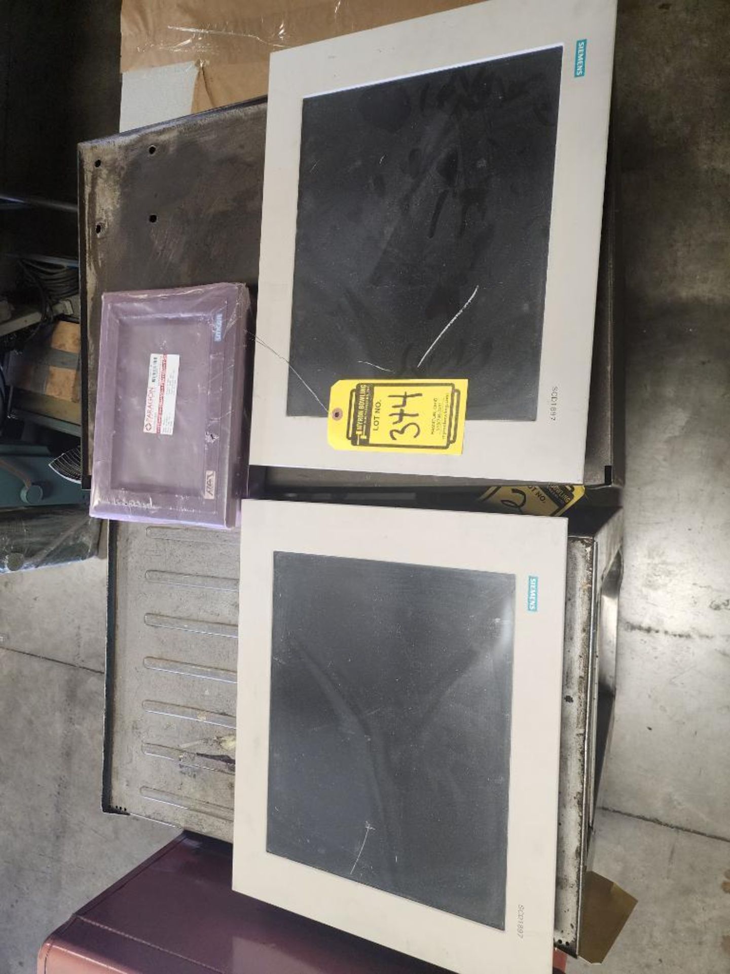 (3) Display Panels; (1) Uticor PGI 100 & (2) Siemens SCD1897