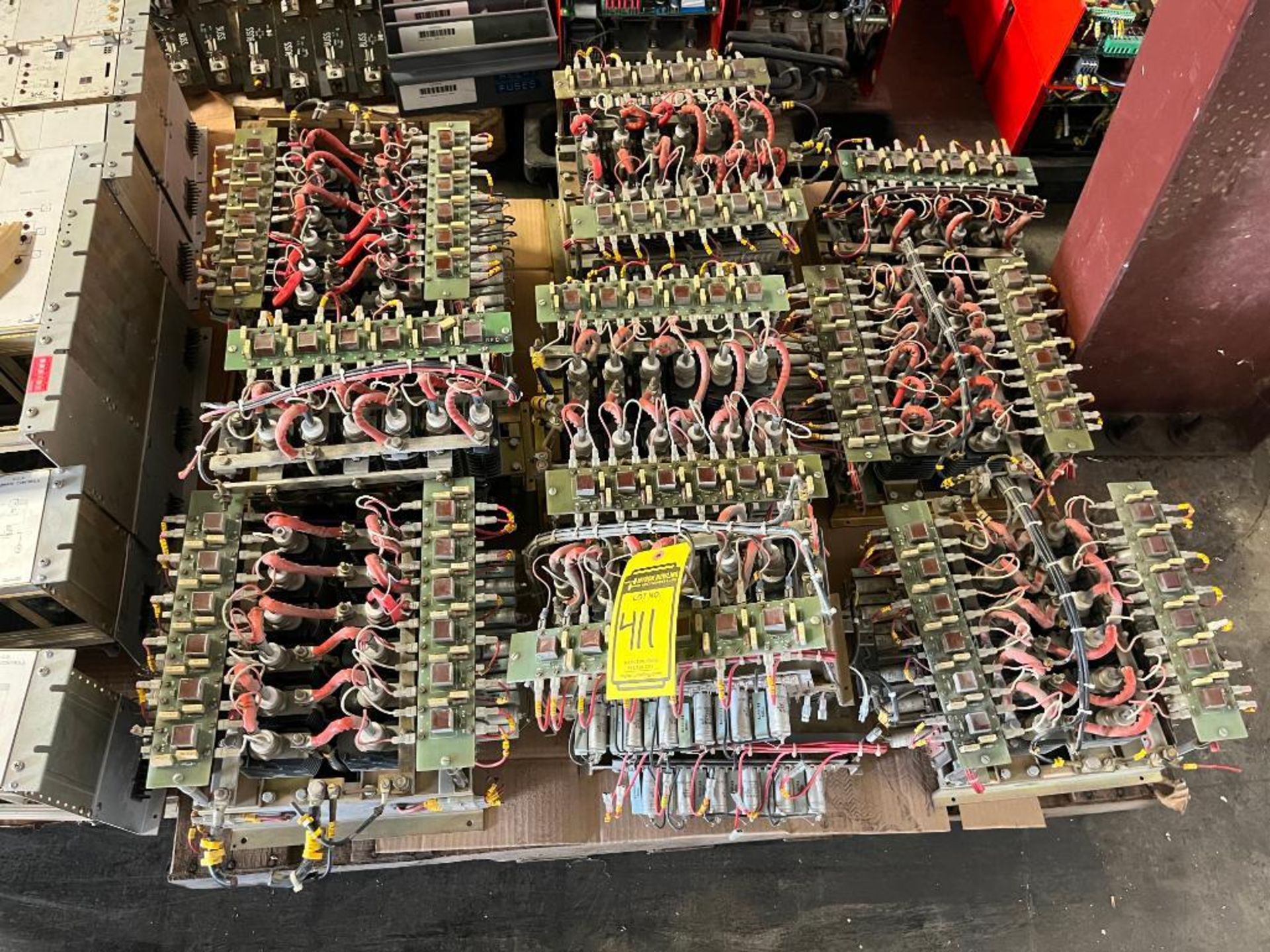 Skid Consisting of Direct Current Transistors