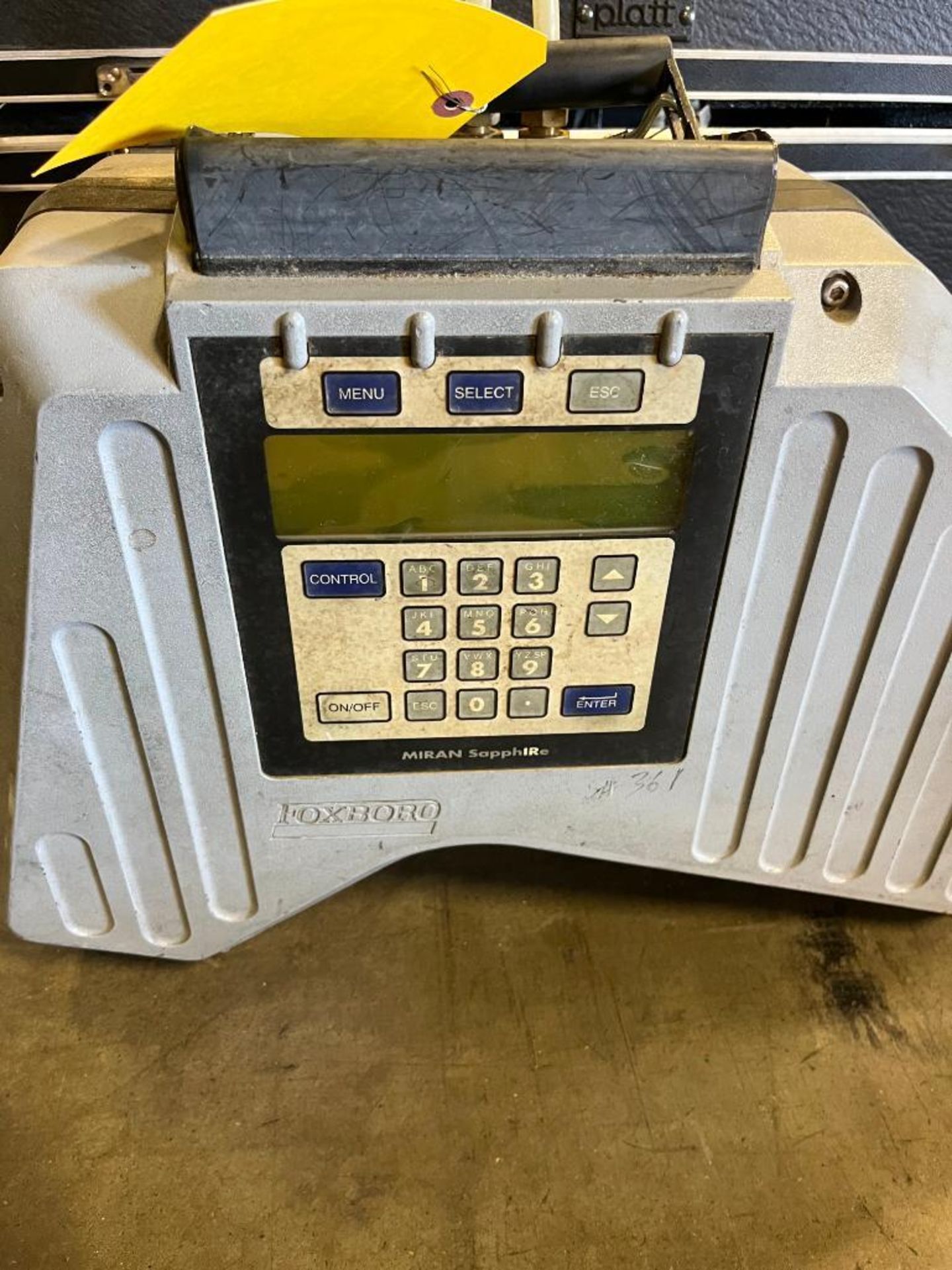 Thermo Scientific Miran Sapphire Ambient Air Analyzer, Model 205B-2A1A1AT, S/N 205B-68580-361 - Image 3 of 6
