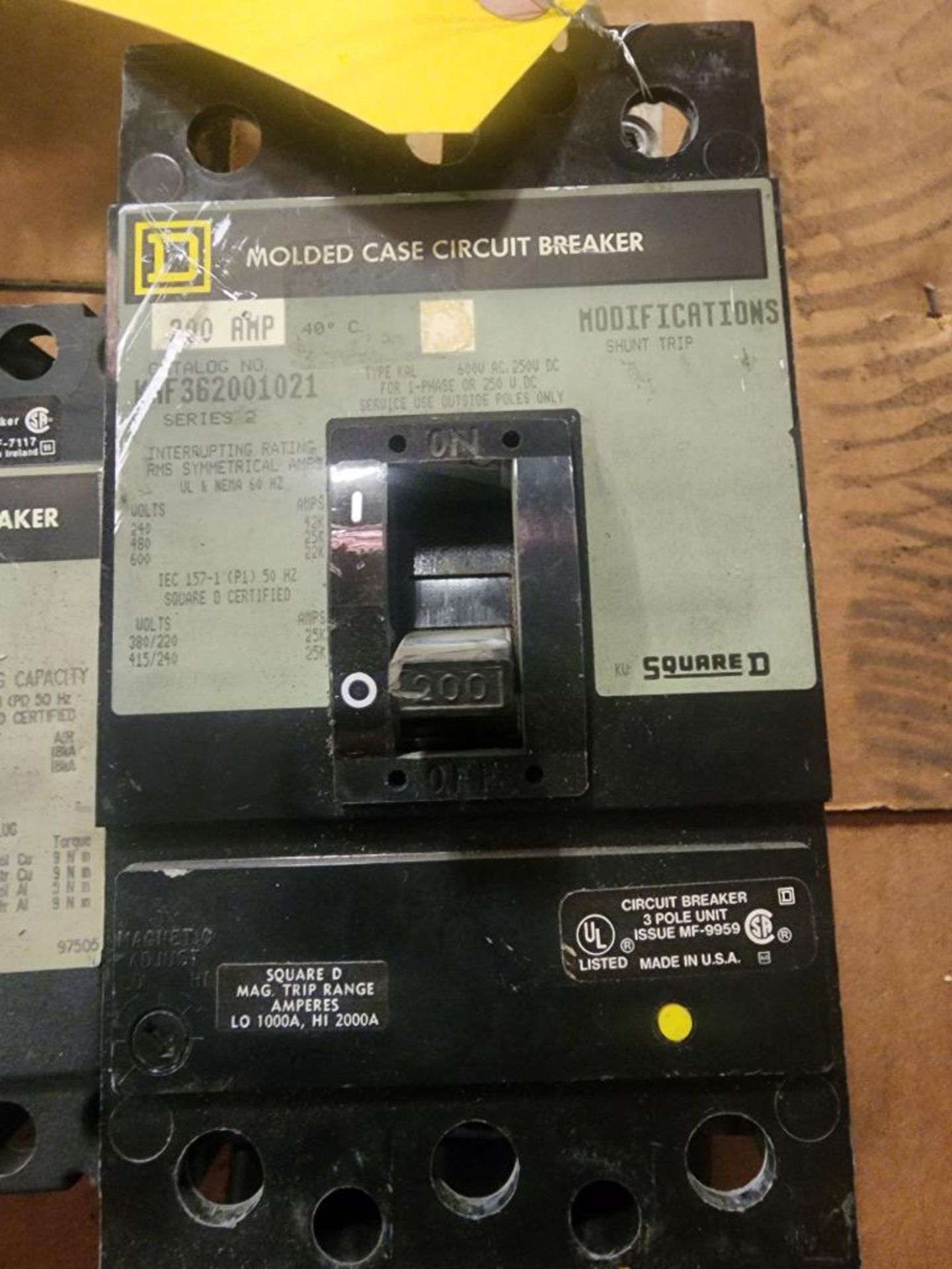 (4) Square D Circuit Breakers; (1) 200 Amp Breaker MNF362001021 & (3) 100 Amp Breakers FAL34106 - Image 2 of 3