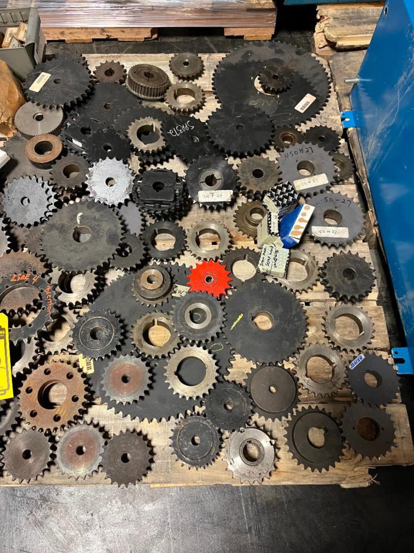 Pallet of Assorted Size Sprockets - Image 3 of 6