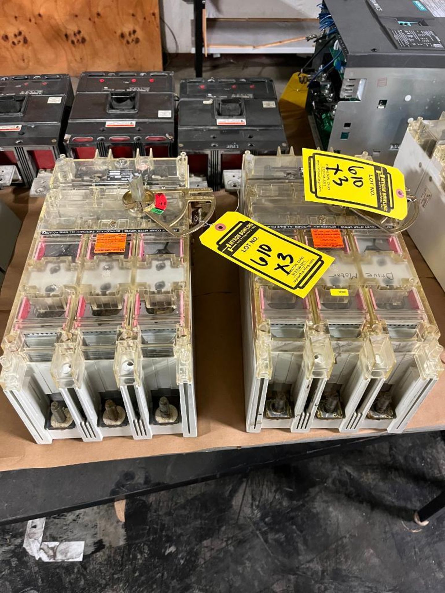 (3x) Klockner-Moeller NZMH11-630 Circuit Breakers, 600 VAC, (2) 600 Amps, (1) 400 Amps