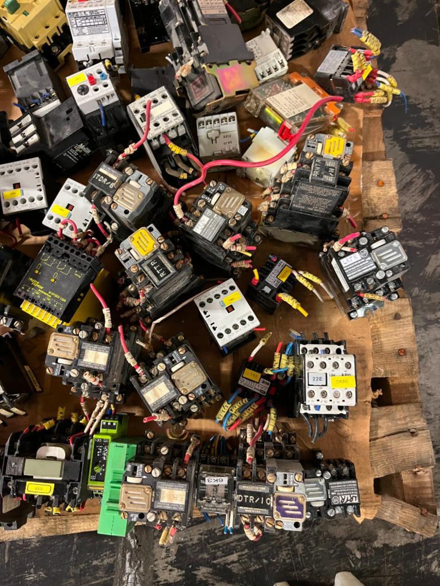 Skid Consisting of Assorted Contactors, Autoquip Corporation Control Stations, Allen-Bradley 1606-XL - Image 2 of 8