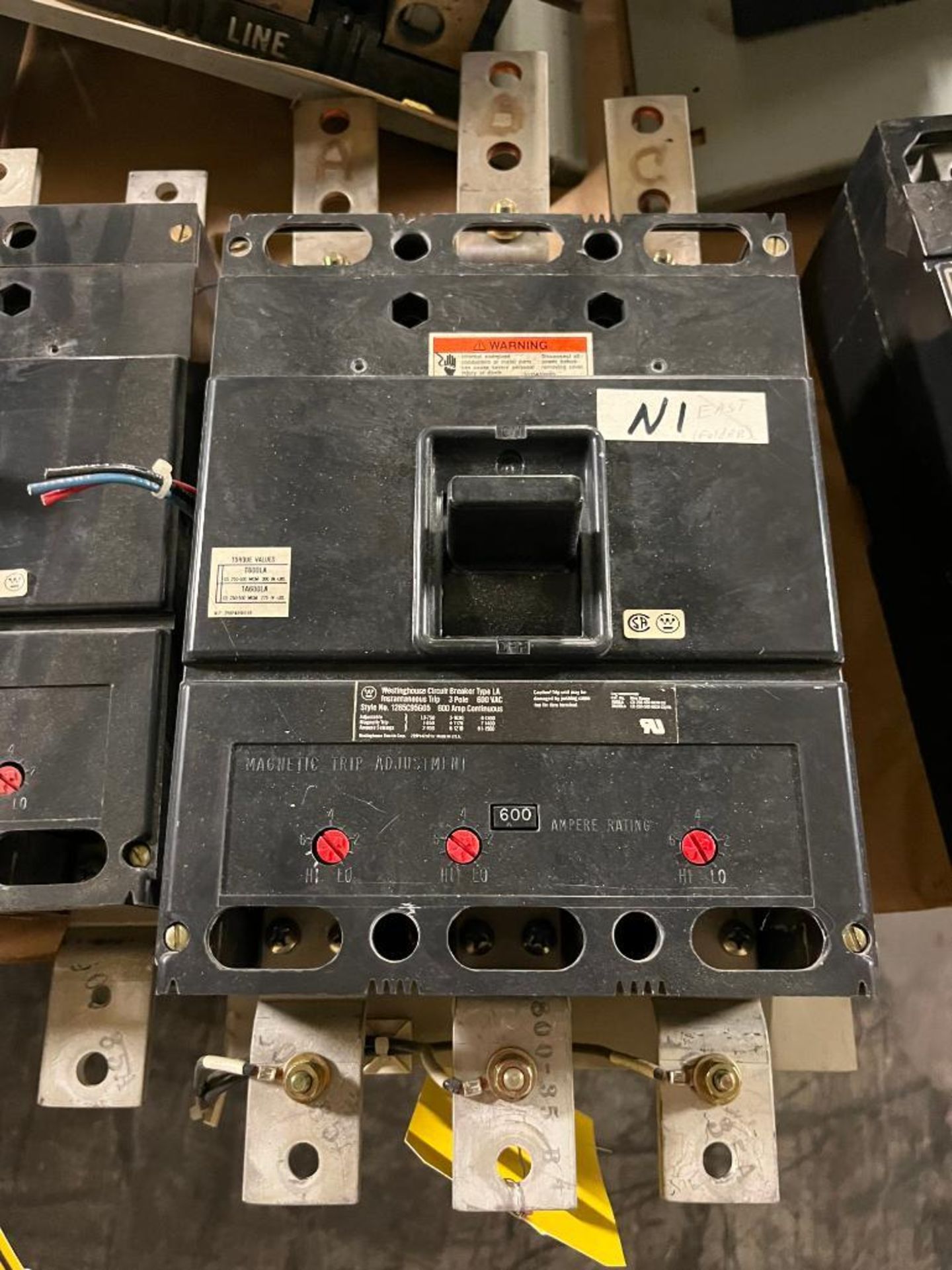 Westinghouse Circuit Breaker, Style Number 1265C95G05, 600 VAC, 600 Amps, 3-Pole