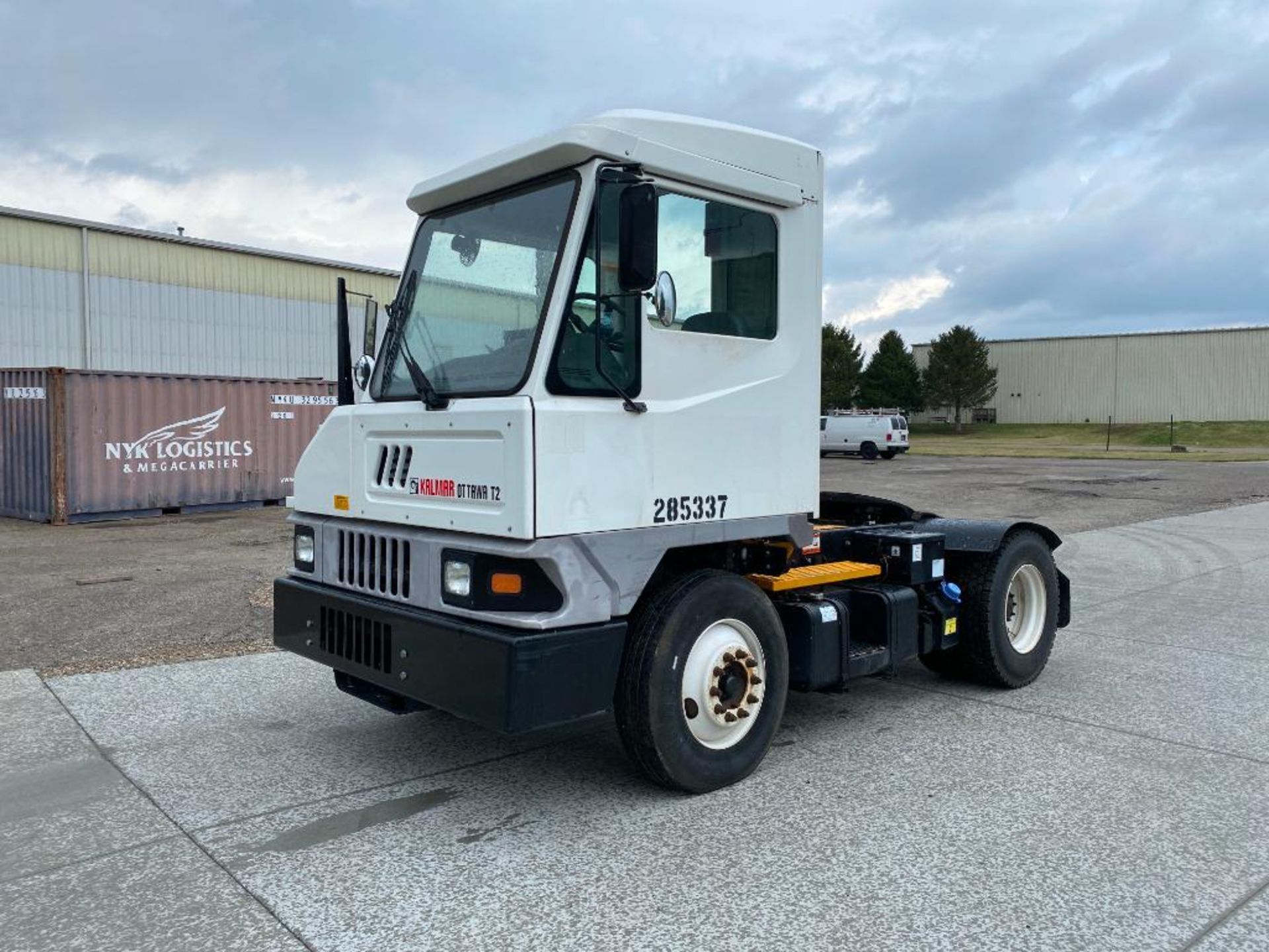 2018 Kalmar Ottawa 4x2 T2 S/N 347852, Diesel, Automatic Allison Transmission, Hydraulic 5th Wheel, 2