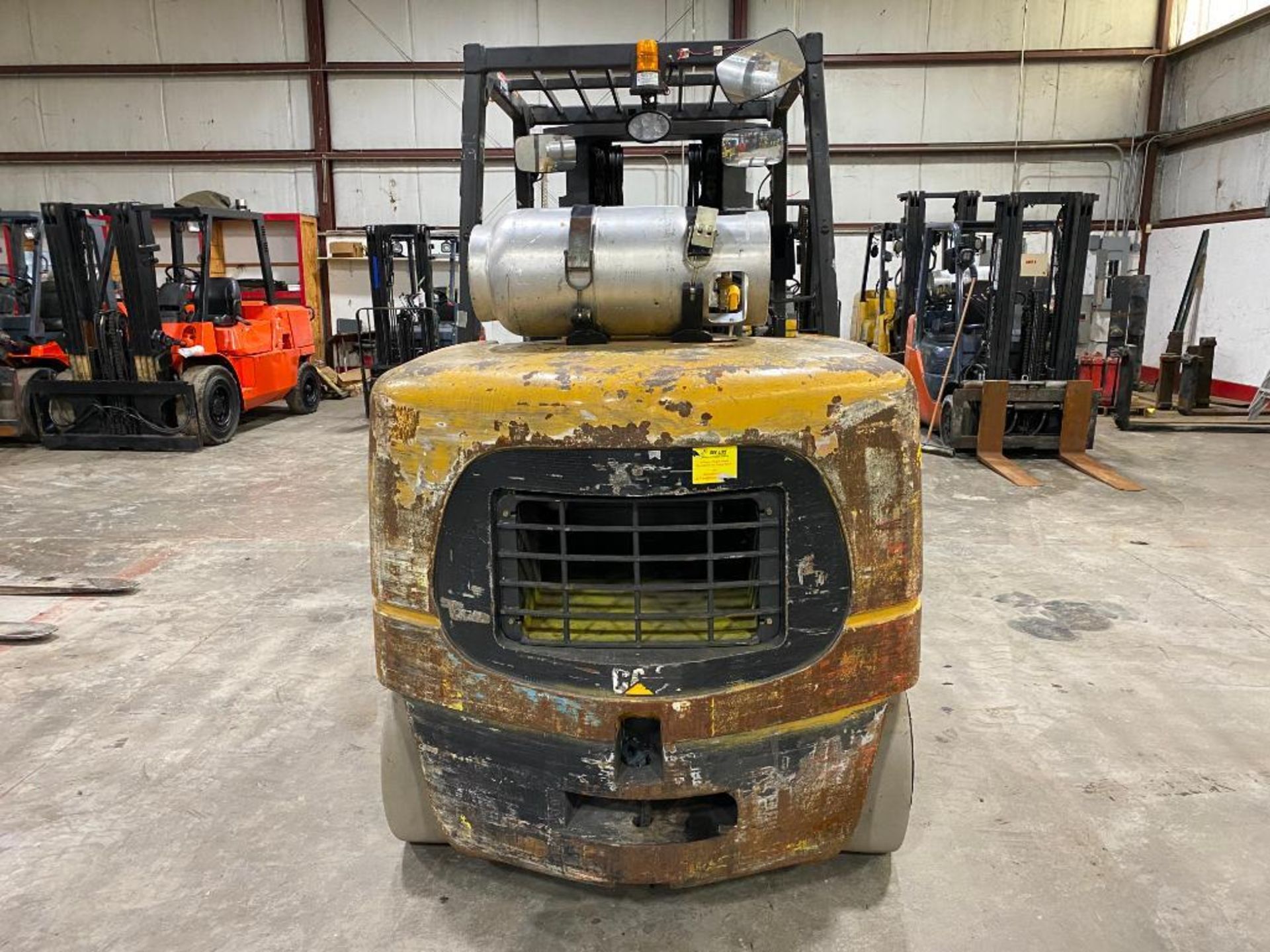 Caterpillar 13,500-LB. Capacity Forklift, Model GC60K, S/N AT8900875, LPG, Cushion Tires, 3-Stage Ma - Image 4 of 5