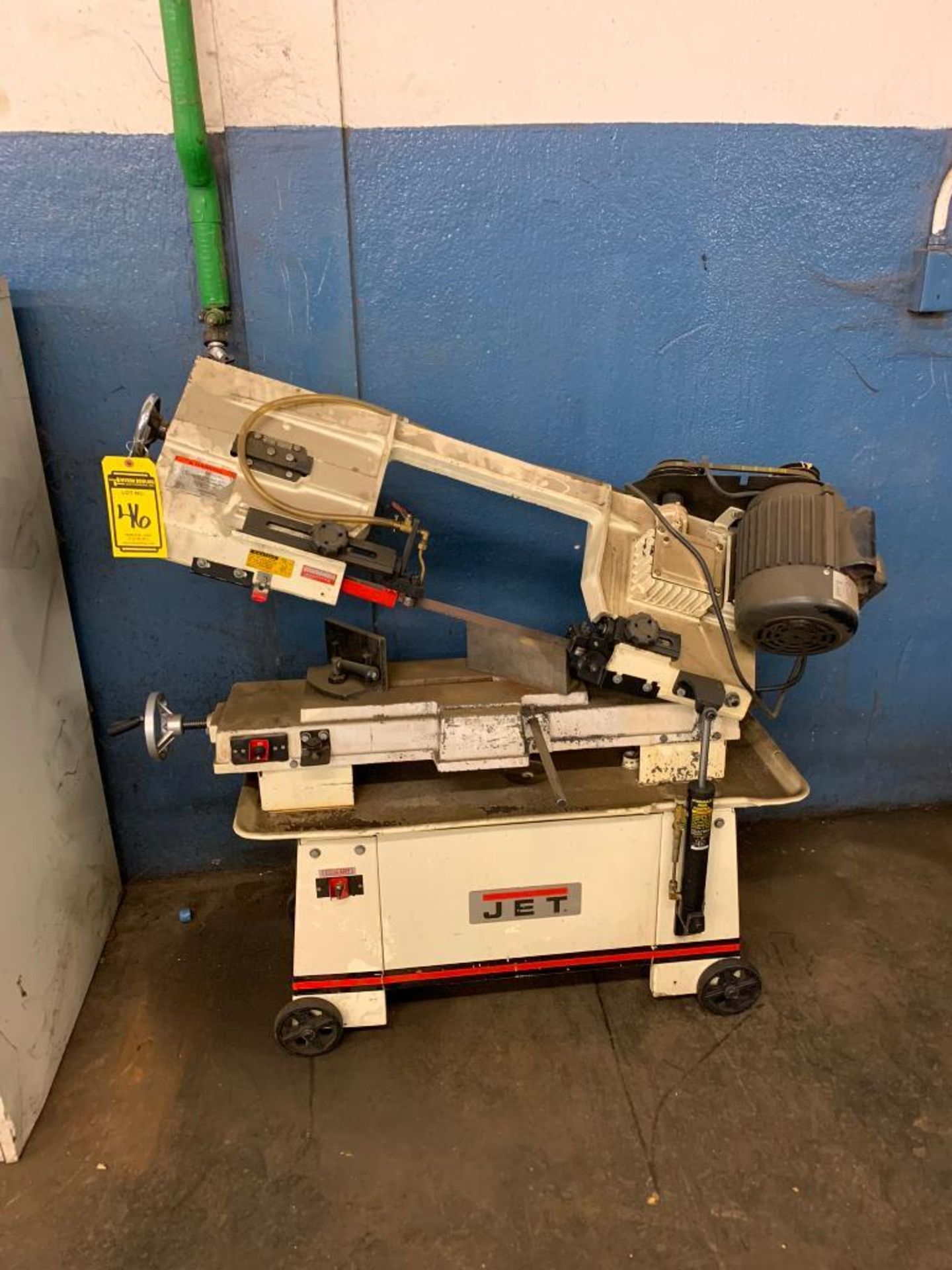Jet Horizontal Band Saw, 3/4-HP Motor ($50 Loading Fee will be added to buyers invoice)