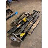 Strongway 4,000 LB. Capacity Gantry Crane, Trolley, & O.Z. 1.5-Ton Chain Hoist ($25 Loading fee will