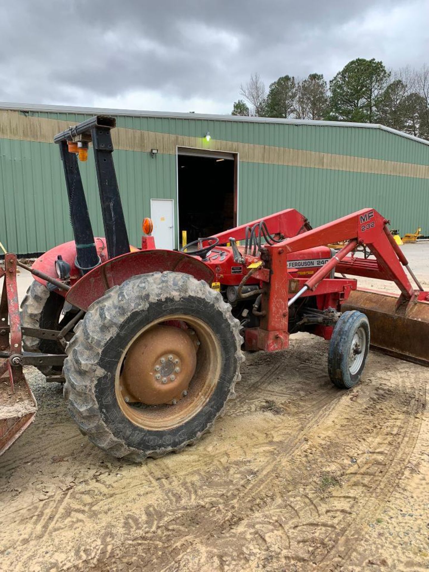 Massey Ferguson 240 Tractor, Model 240, 2 Wheel Drive, 6' Bucket, Bush Hog, S/N P45339, 625 Hours, R - Image 6 of 11