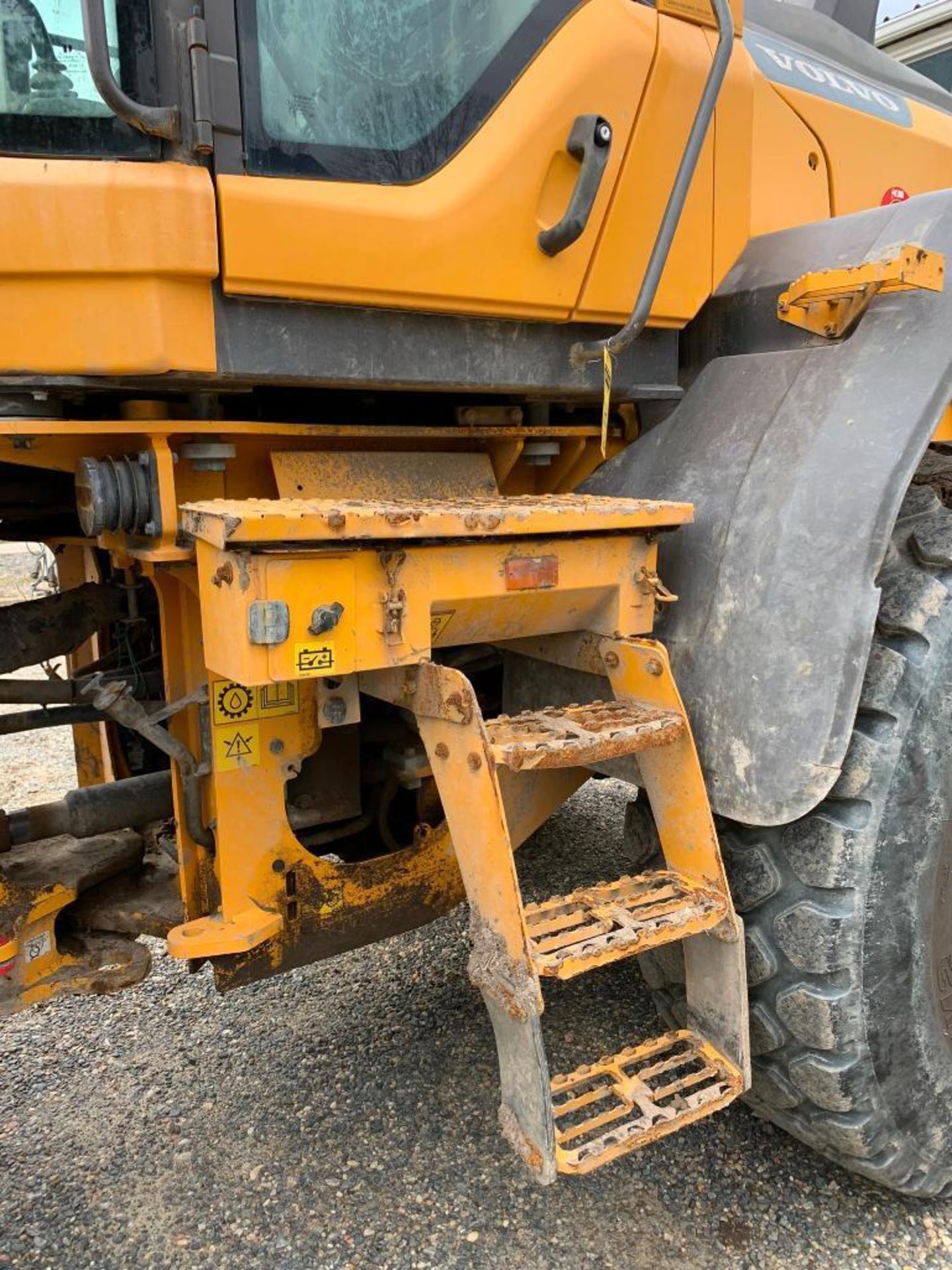 2015 Volvo L70H Wheel Loader, Engine Model: D6J, 154-HP, 102" W Volvo Bucket, Pin: VCE070HT0S622347, - Image 9 of 17