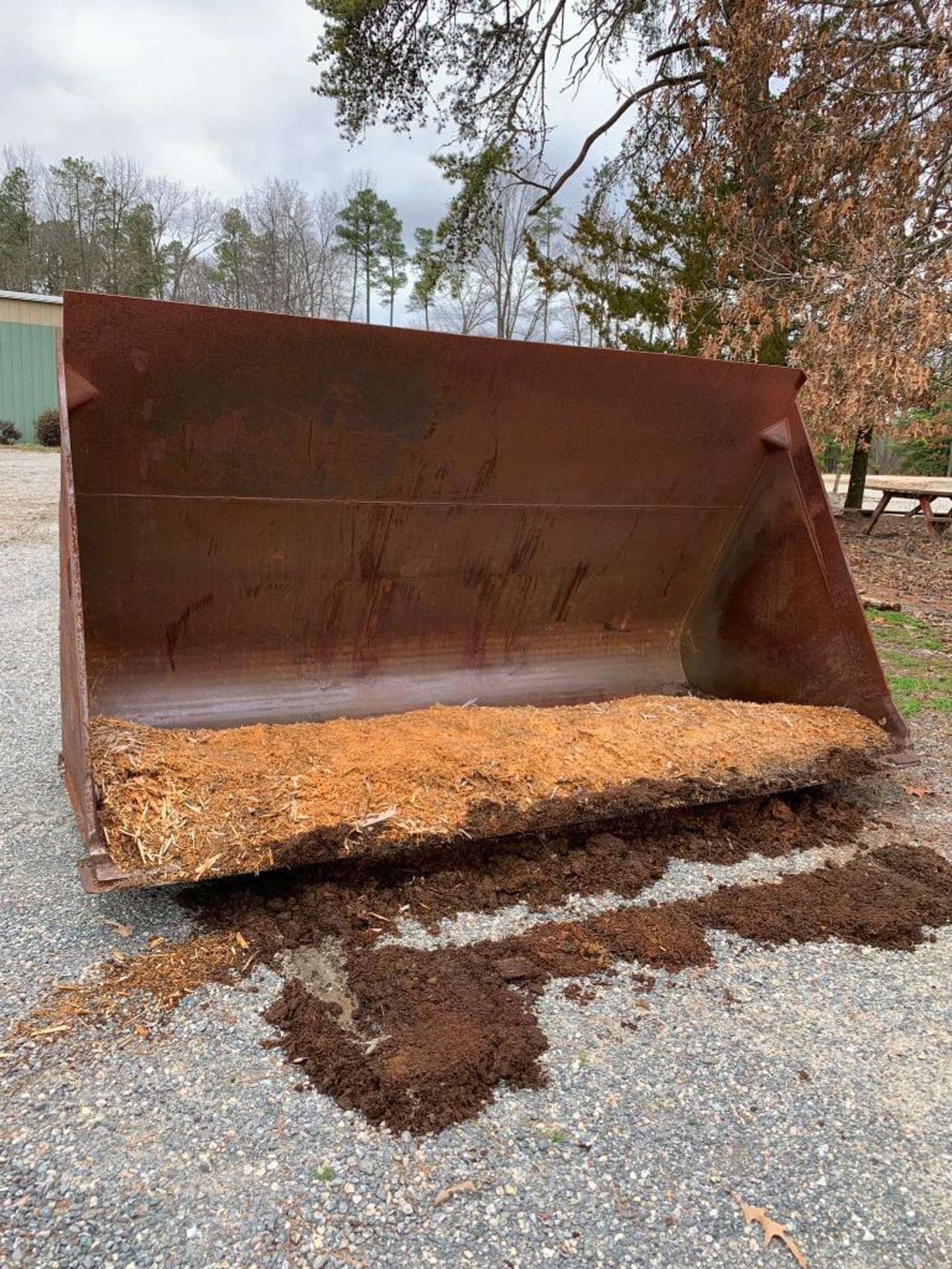 Wheel Loader Bucket, 127" W