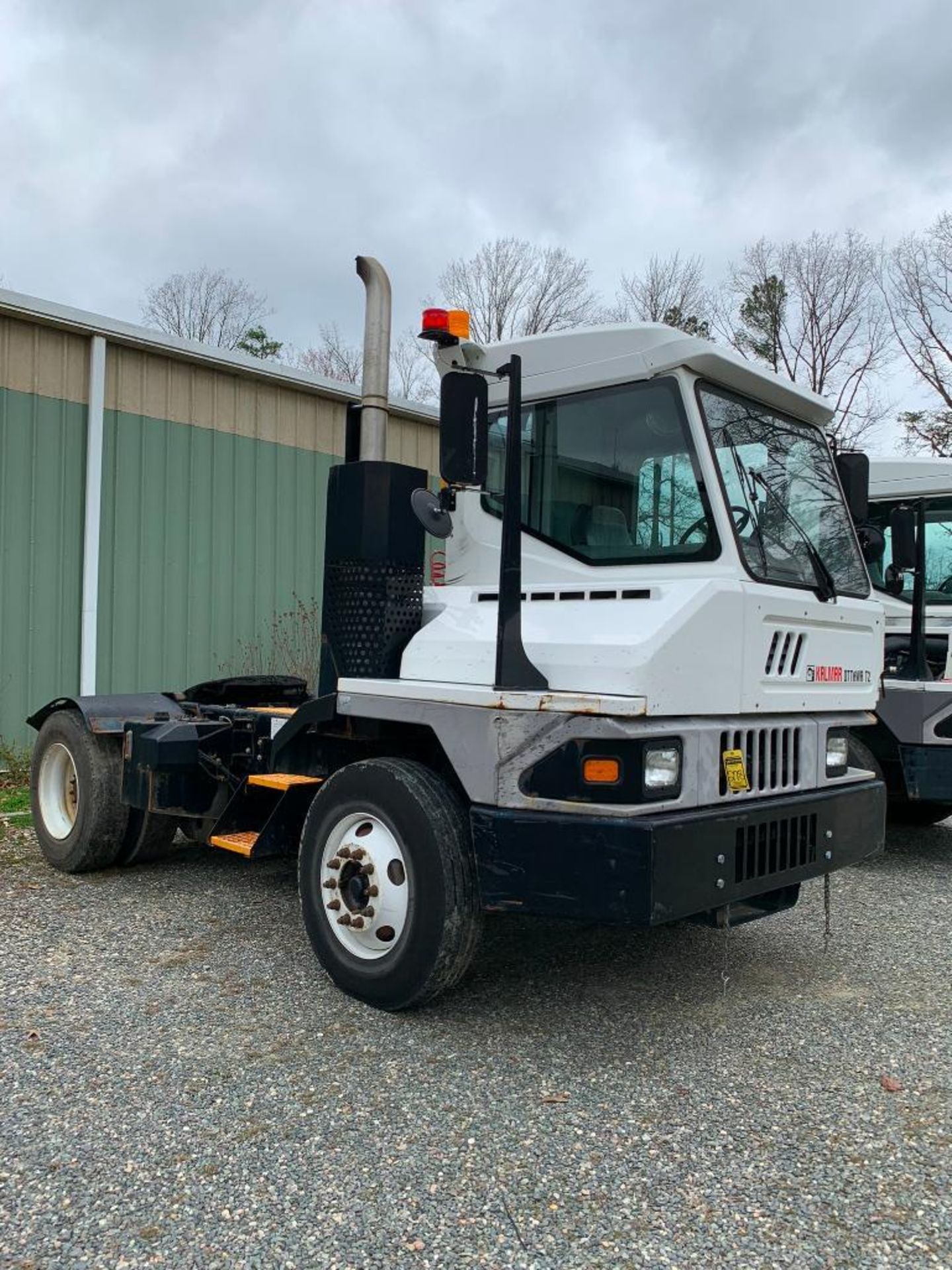 2017 Kalmar Ottawa T2 4x2 Spotter Truck, Model T2 4X2, S/N 345534, 10,546 Hours, 1,017 Miles (Runs & - Image 3 of 12