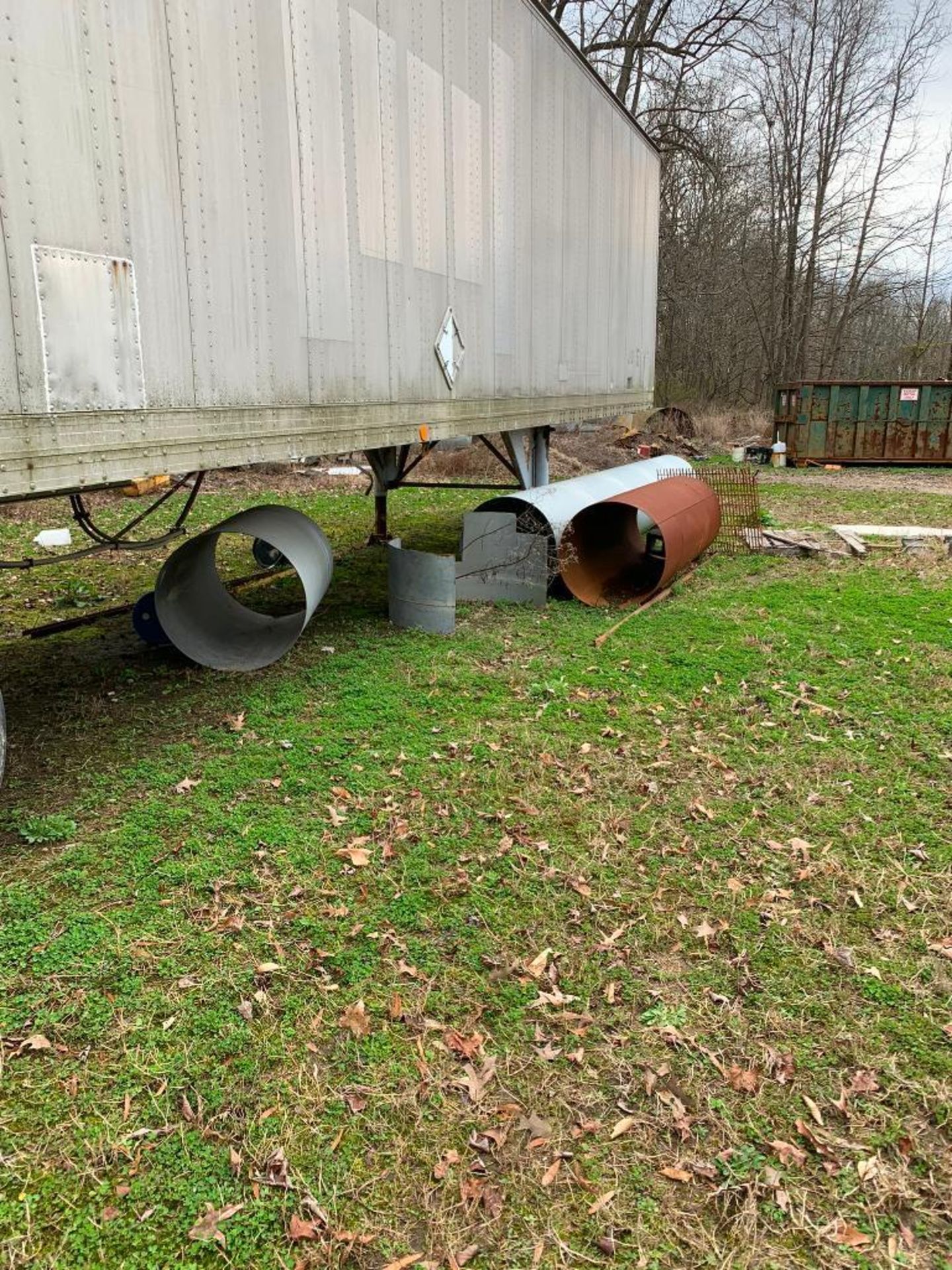 Scrap Content Along Woodline: (3) Sheds, Ducting, Terex Machine Part, Drag Line Bucket, Siding, Rota - Image 11 of 31