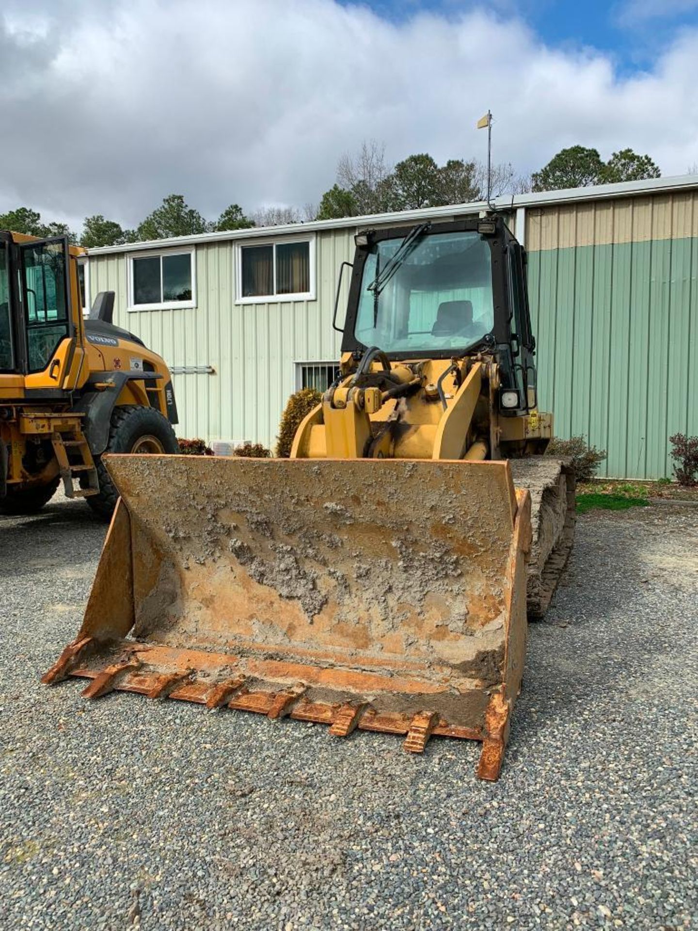 Caterpillar 953C Track Loader, 93" Bucket, Pin: CAT0953CC2ZN04518, 11,709 Hours (Runs & Drives)