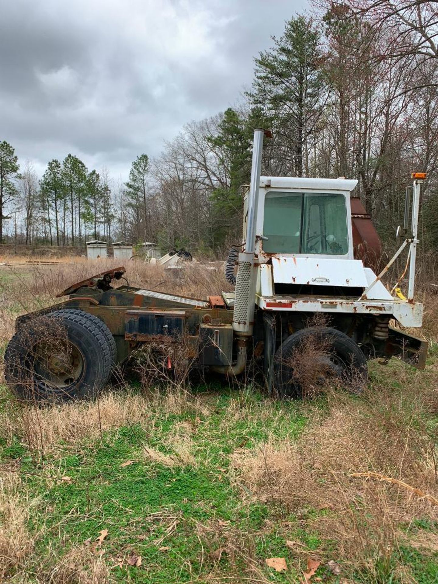 Spotter Truck (Non-Runner) - Image 3 of 3