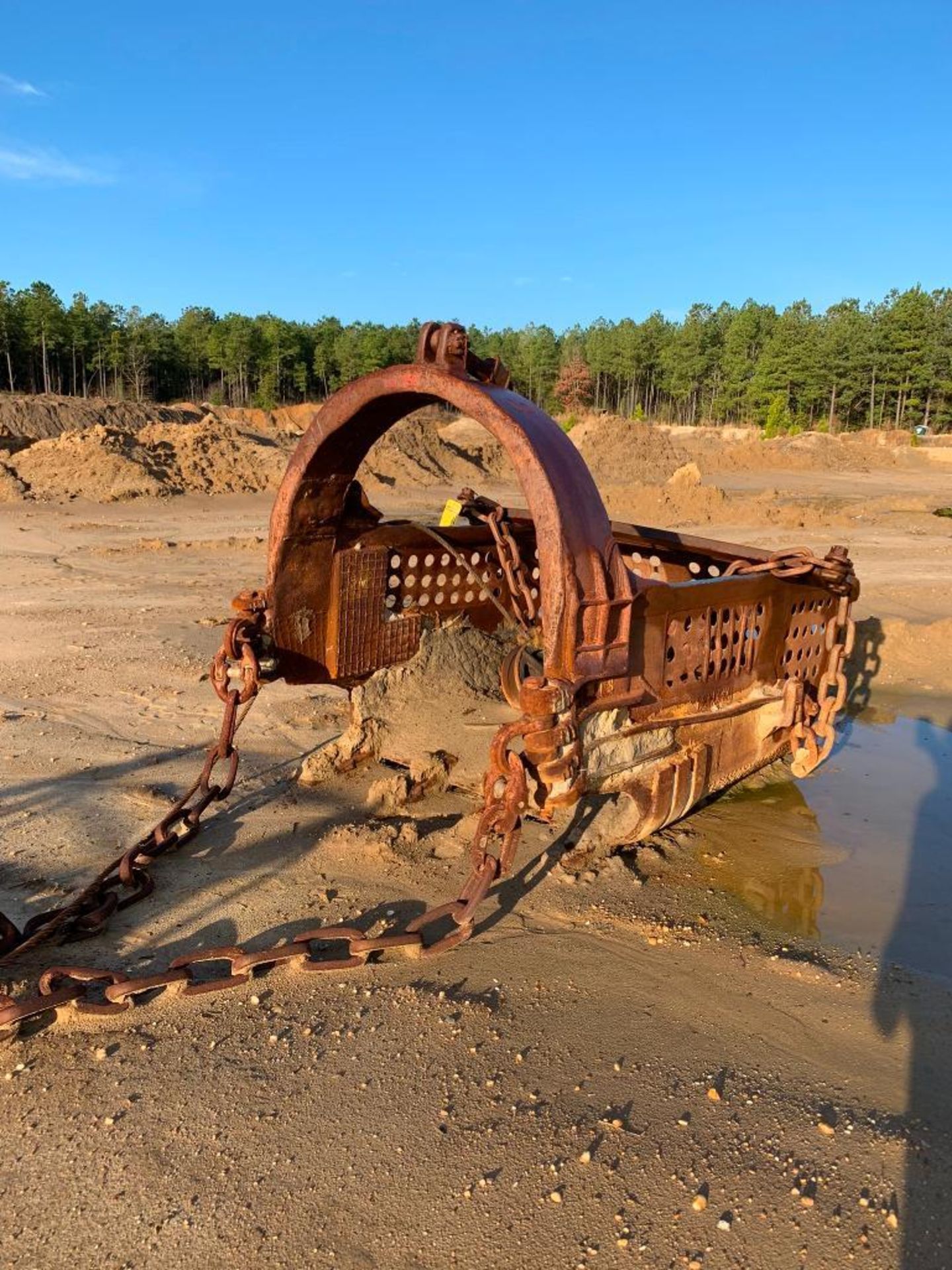 Henrix Drag Line Bucket, 55" W X 84" D (Location: Dusty Rd., Walkerton, VA 23177) - Image 3 of 3