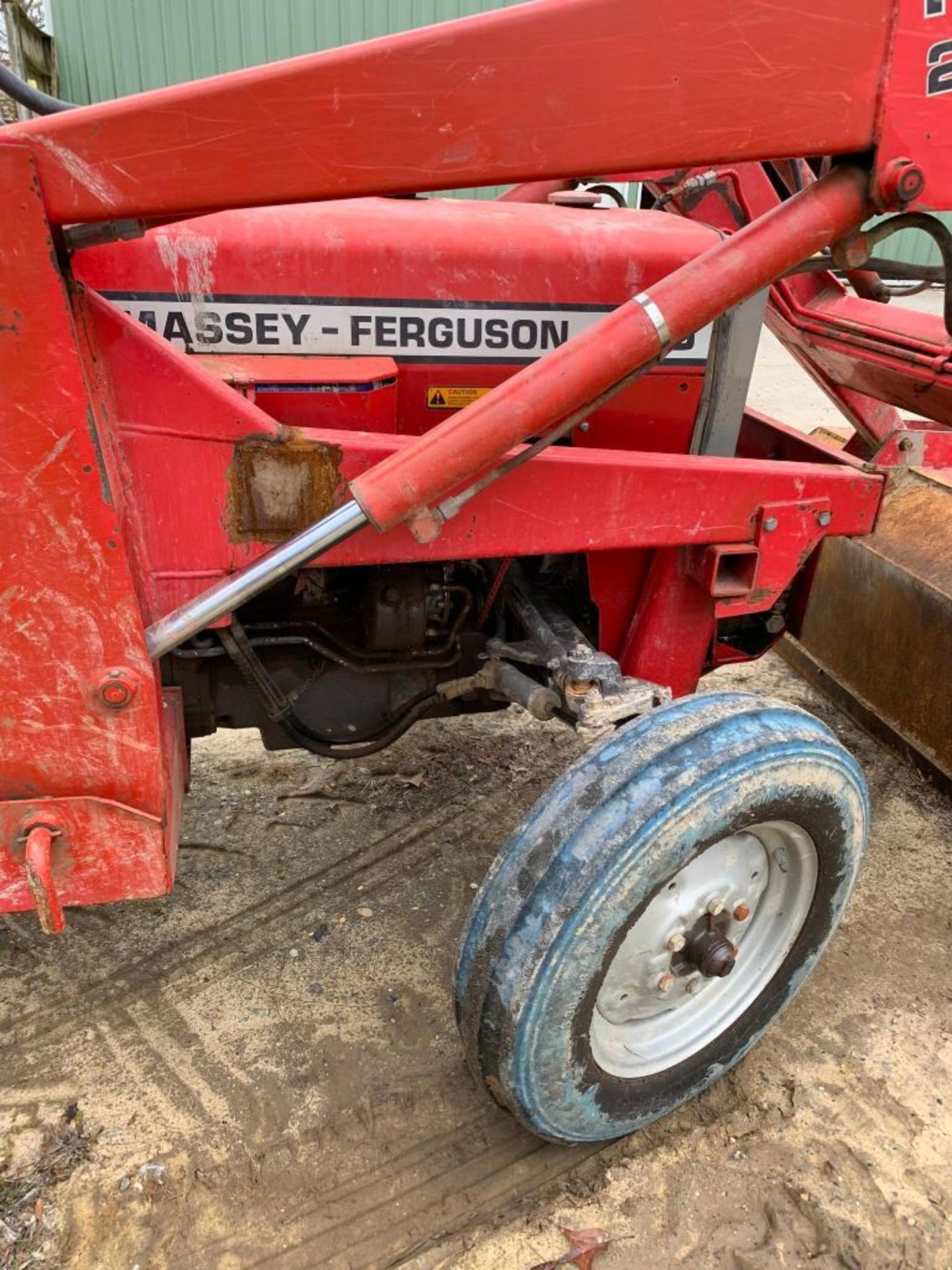 Massey Ferguson 240 Tractor, Model 240, 2 Wheel Drive, 6' Bucket, Bush Hog, S/N P45339, 625 Hours, R - Image 7 of 11