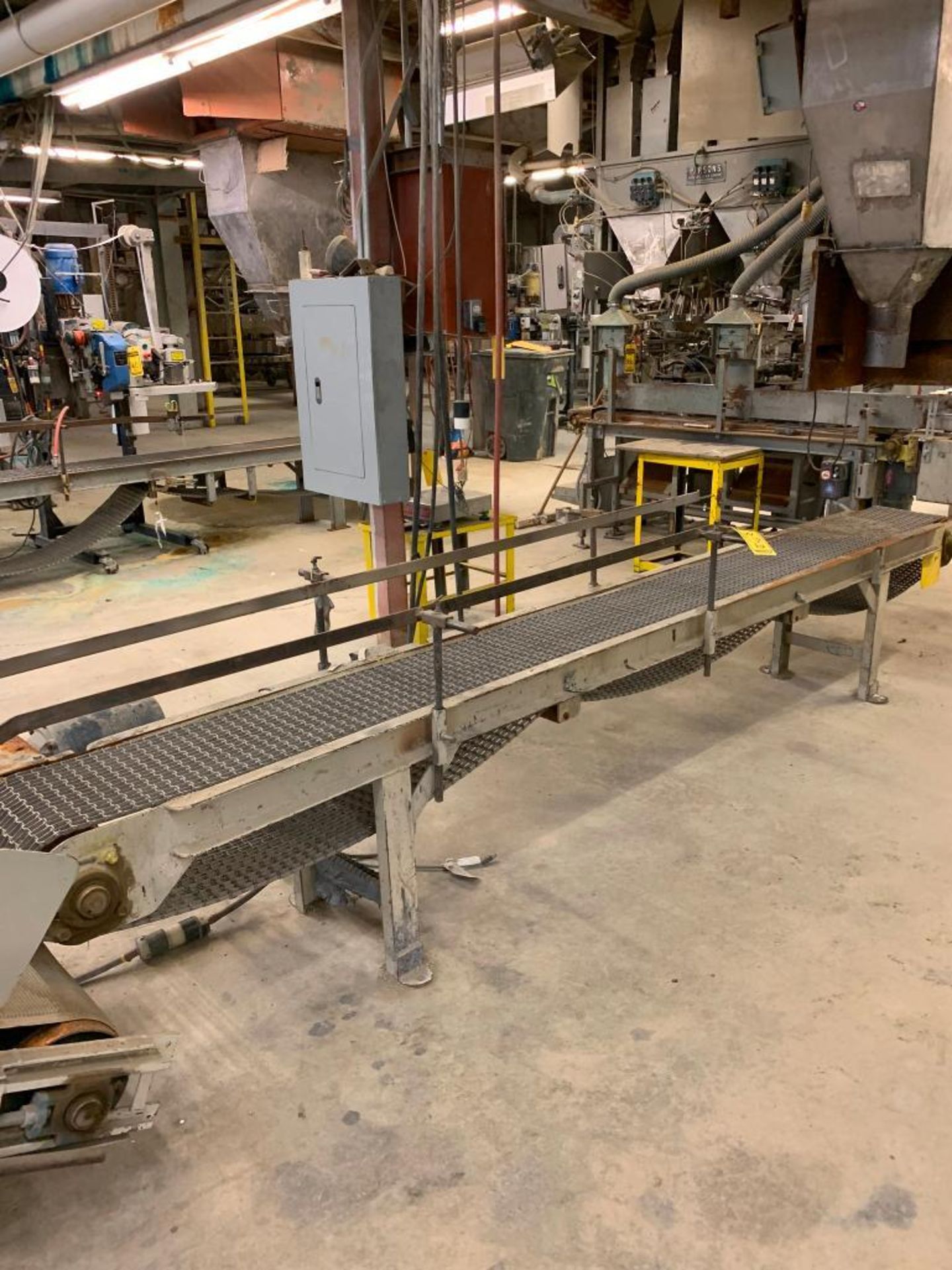 (2x) Power Chain Conveyors