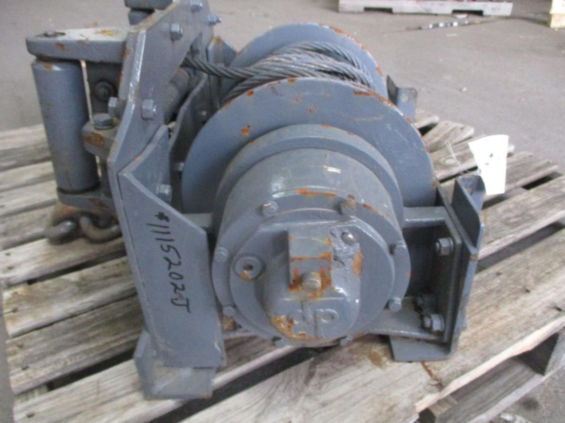 DP 20,000 LB. Hydraulic Winch (Used) - Image 4 of 4