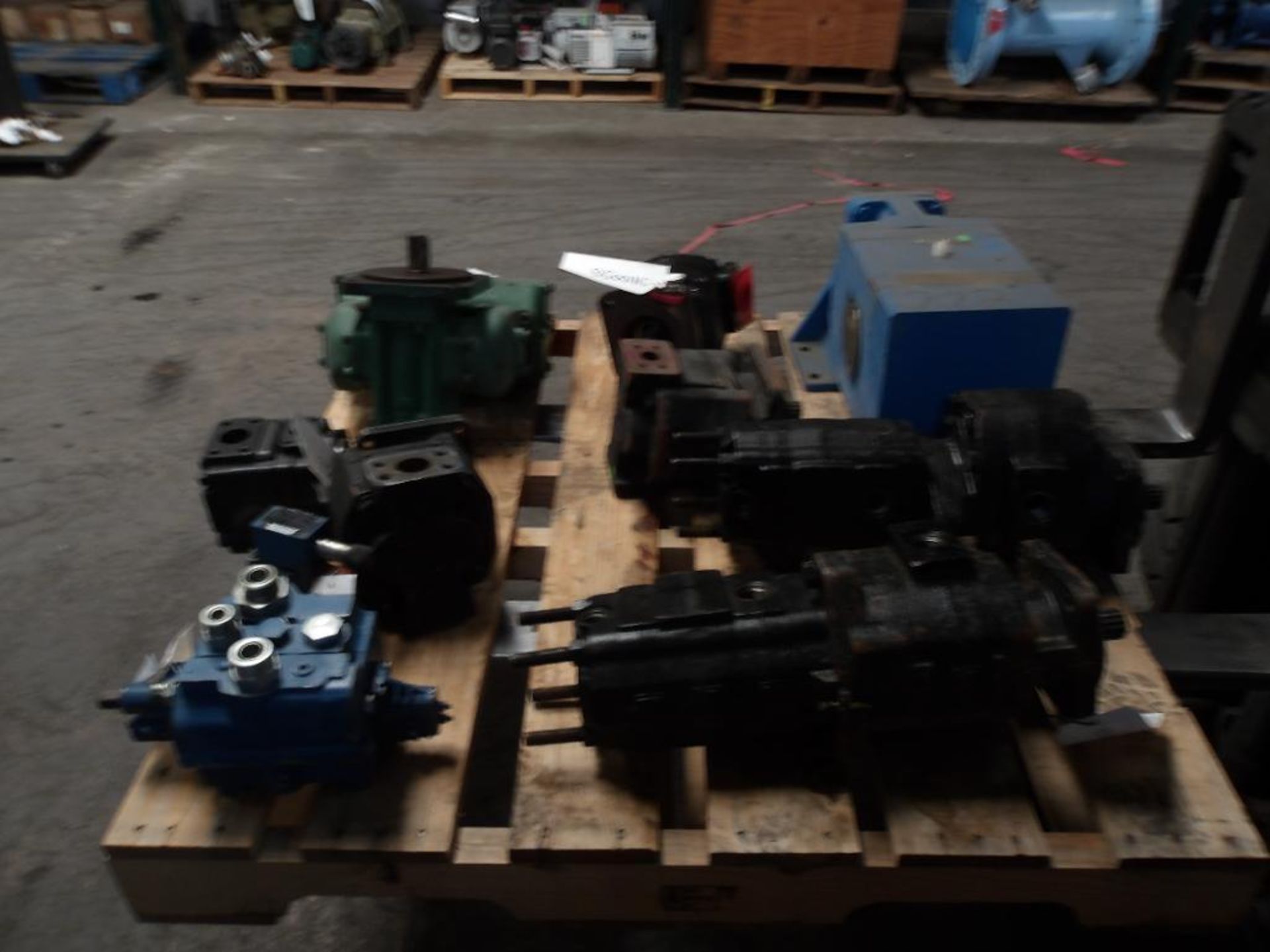 (11) Hydraulic Pumps; Commercial Parker, Viking, Permco (New& Used) - Image 3 of 4