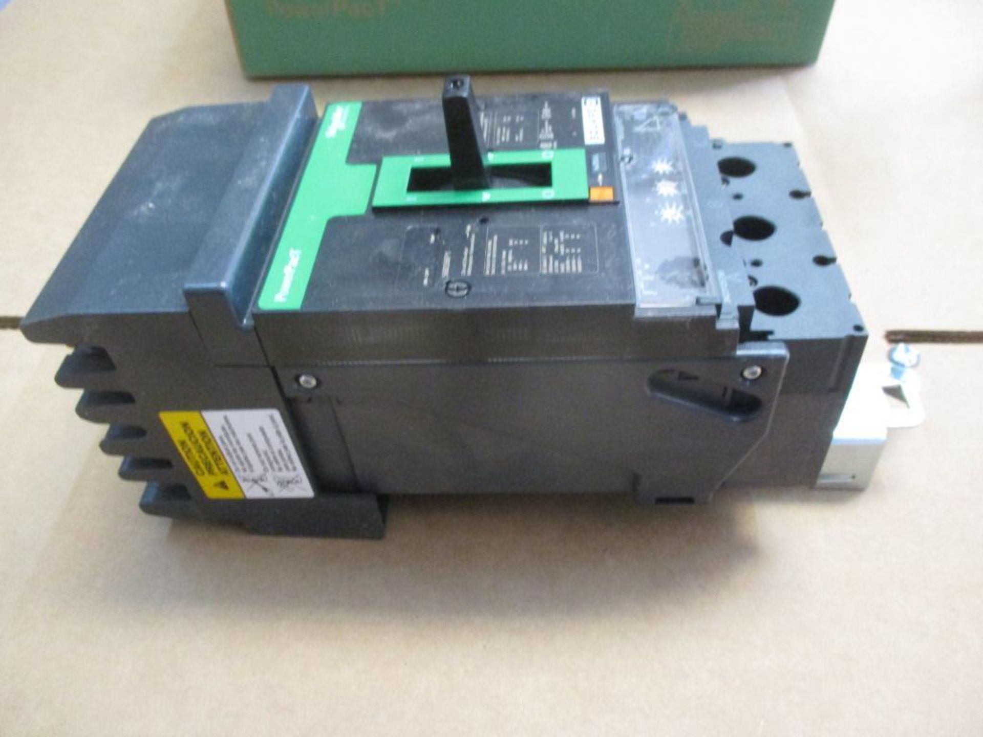 Square D 250 AMP Circuit Breaker, 568356P1, 3P, 250A, 600VAC, PowerPacT (New in Box) - Image 3 of 4