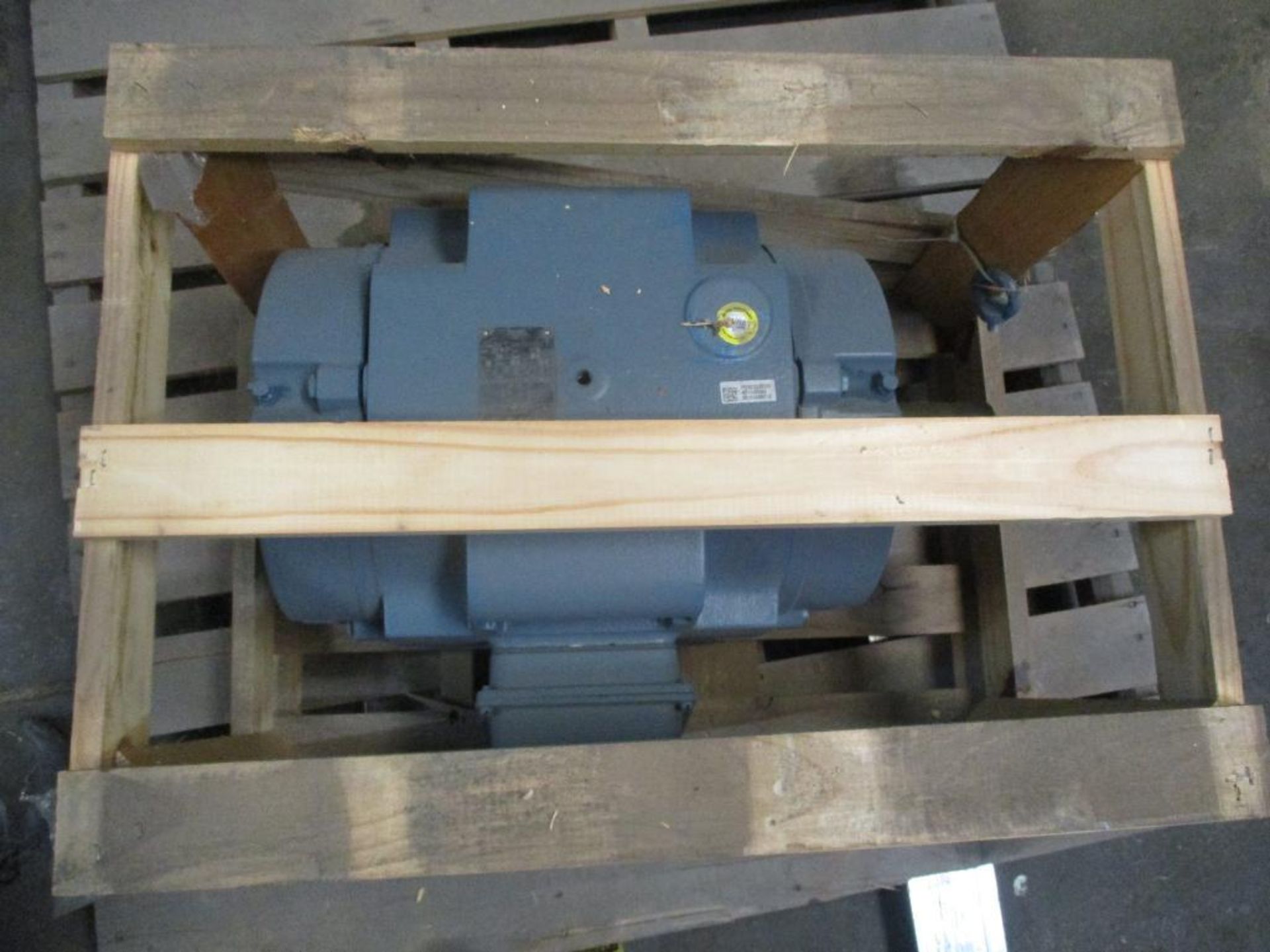 (New) Weg 25 HP Motor, 284T Frame, 200 V, 1770 RPM, 3 PH - Image 2 of 4