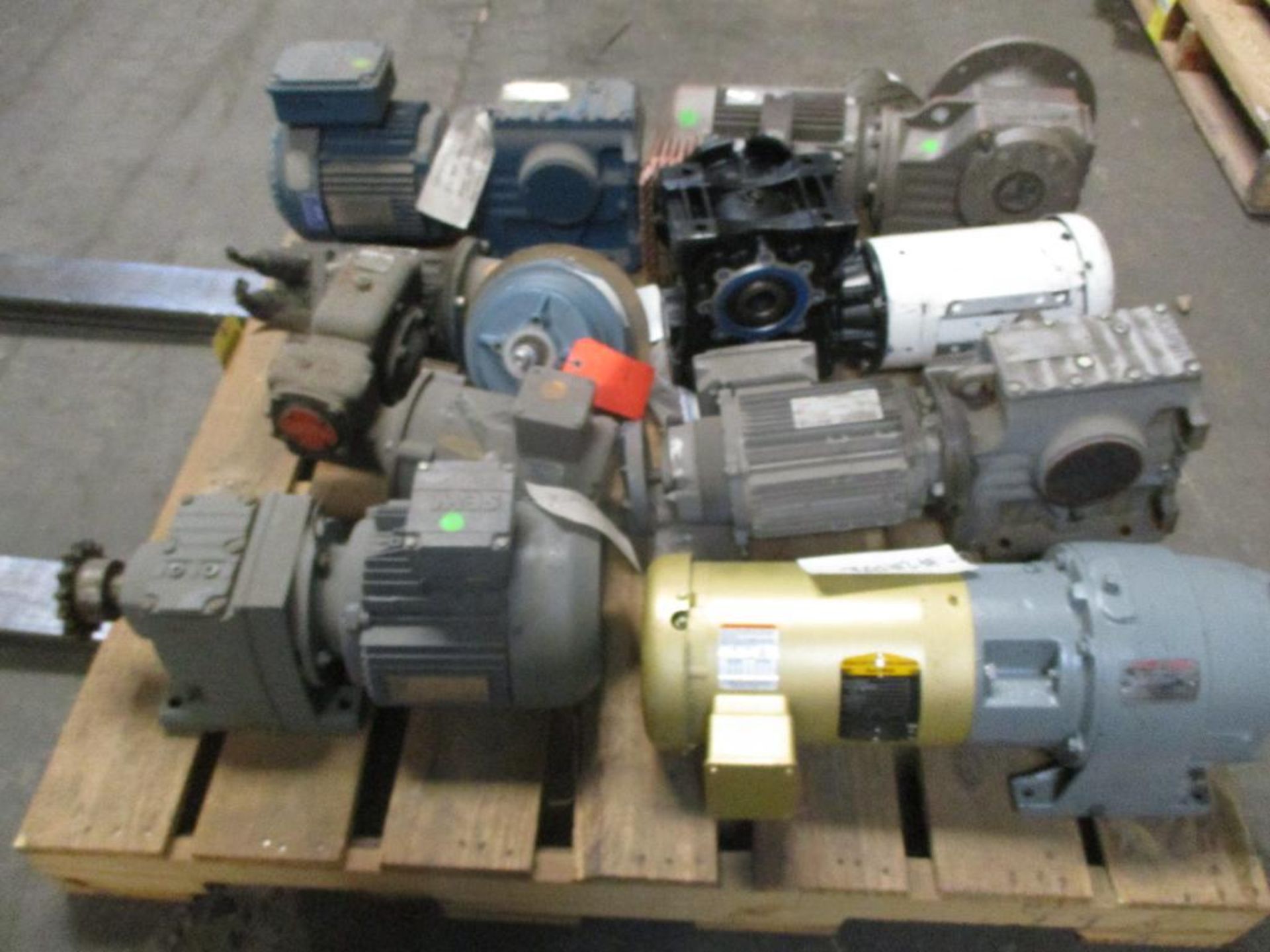 (9) Assorted Gear Motors; Sew Eurodrive 1 HP, 3 HP, 2 HP, Dodge 2 HP, & More - Image 4 of 4