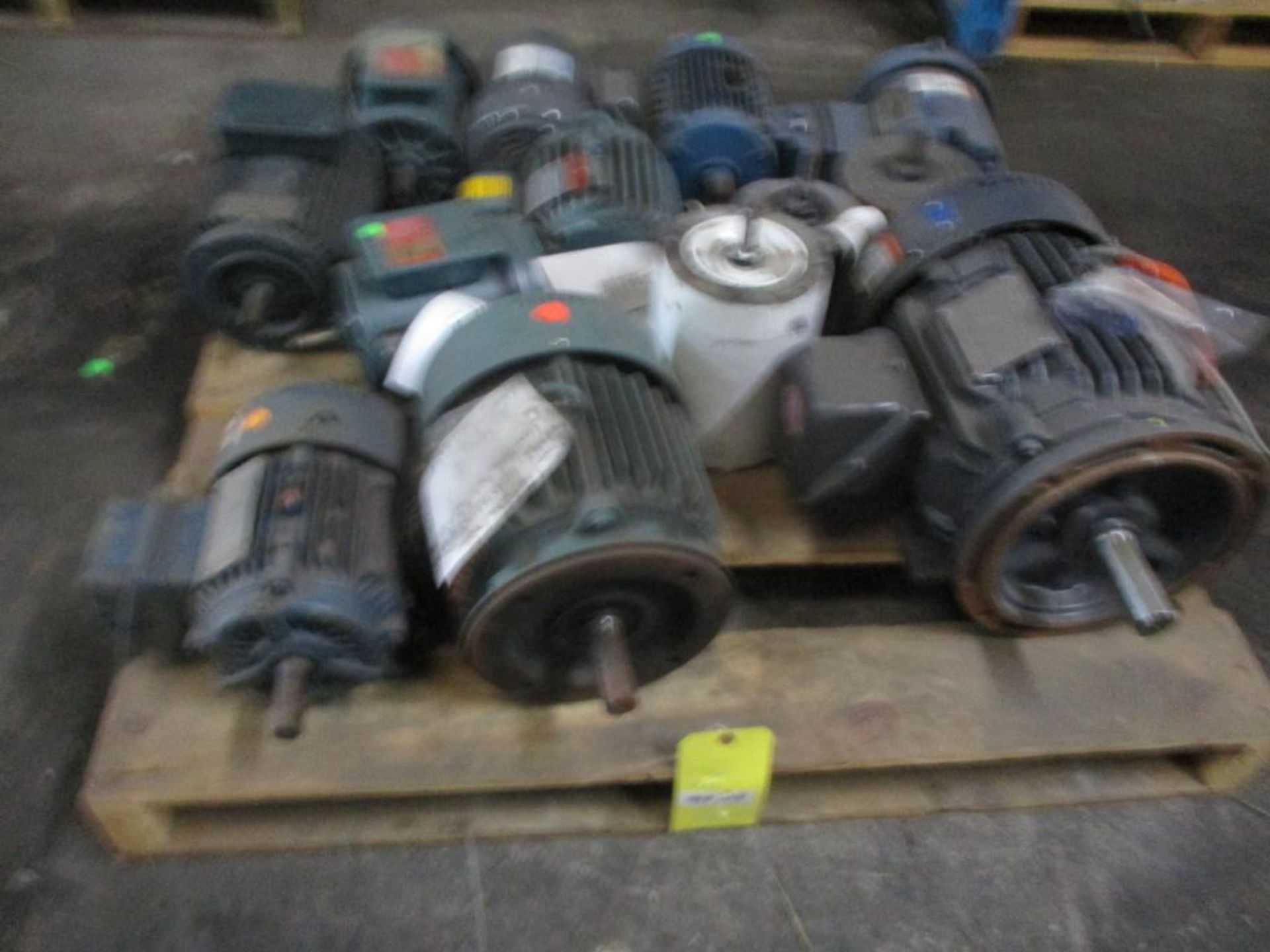 (13) pcs. US 5 HP / Reliance 3 HP, Several Small Motors - Image 3 of 4