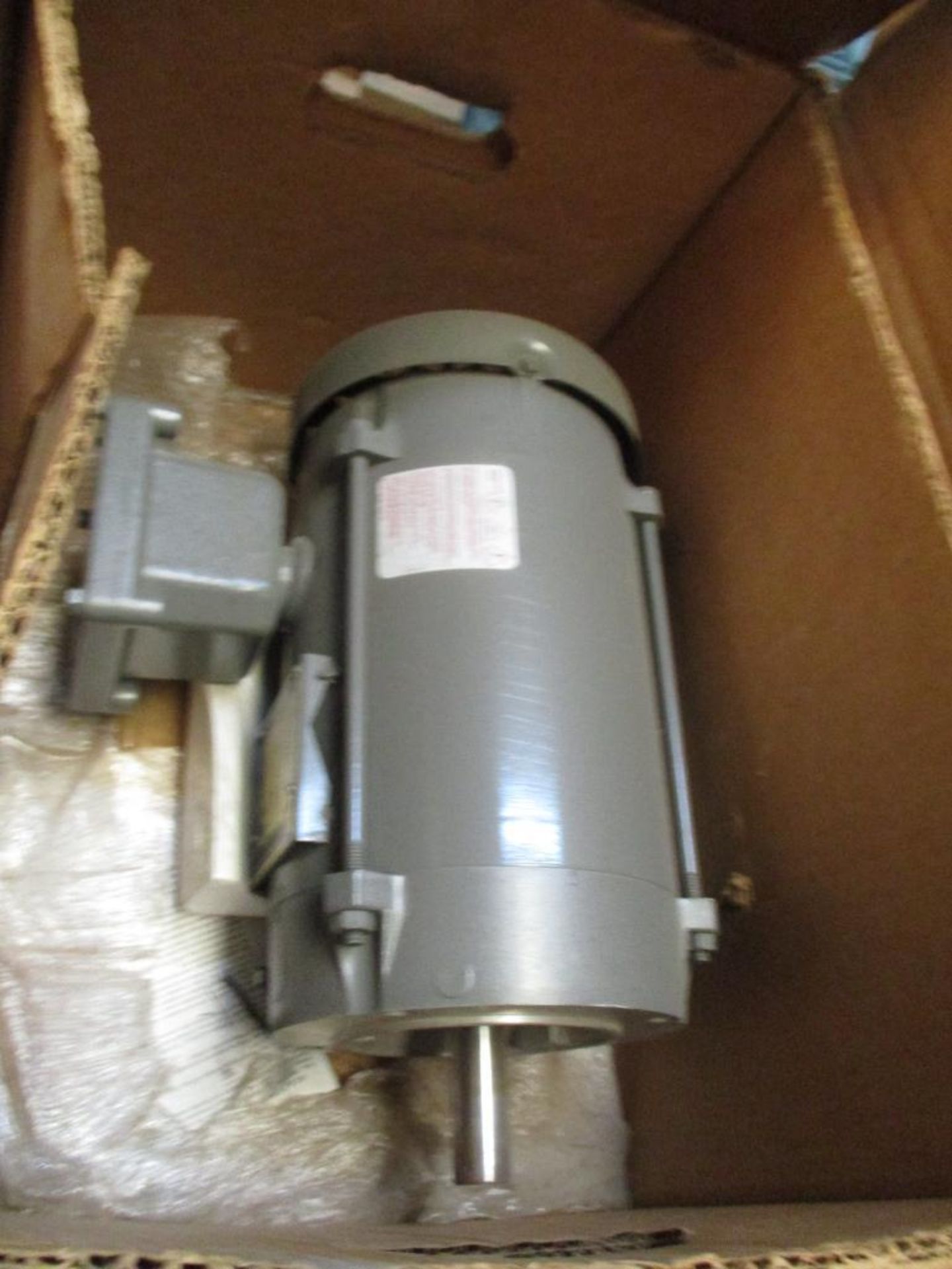(6) Motors; US 5 HP Vertical Mount, Reliance 10 HP, Reliance 1 HP, Reliance 3 HP, ABB 7.5 KW, & (1) - Image 2 of 4