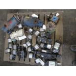 (32) pcs. Parker, Rexroth, Magna Hydraulic Units (New & Used)